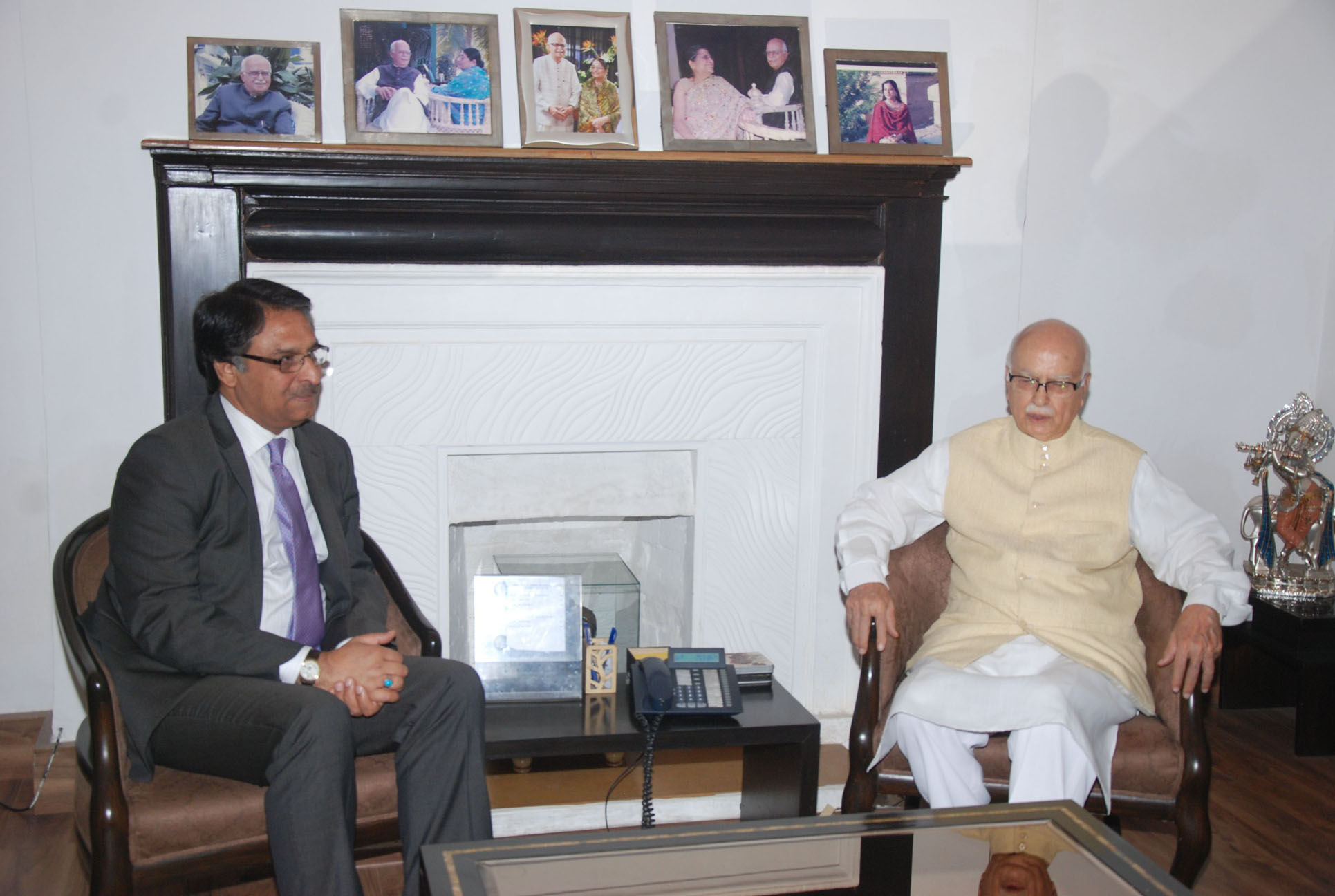 Meeting of Shri L.K. Advaniji with Pakistan Foreign Secretary, Mr. Jalil Abbas Jilani at 30, Prithviraj Road, New Delhi on July 05, 2012