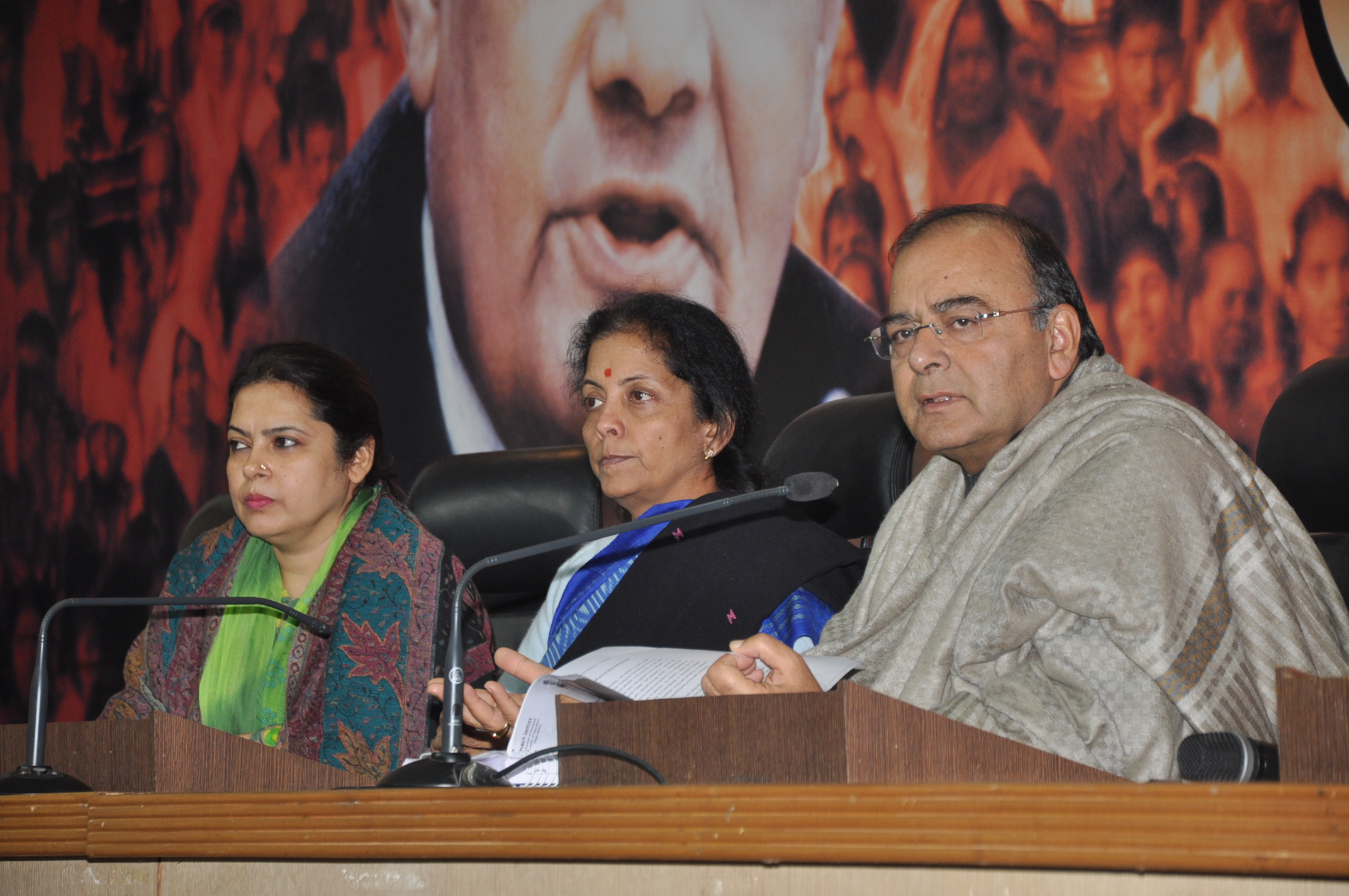 Leader of Opposition (Rajya Sabha) Shri Arun Jaitley addressing press conference at 11, Ashoka Road, New Delhi on December 30, 2013