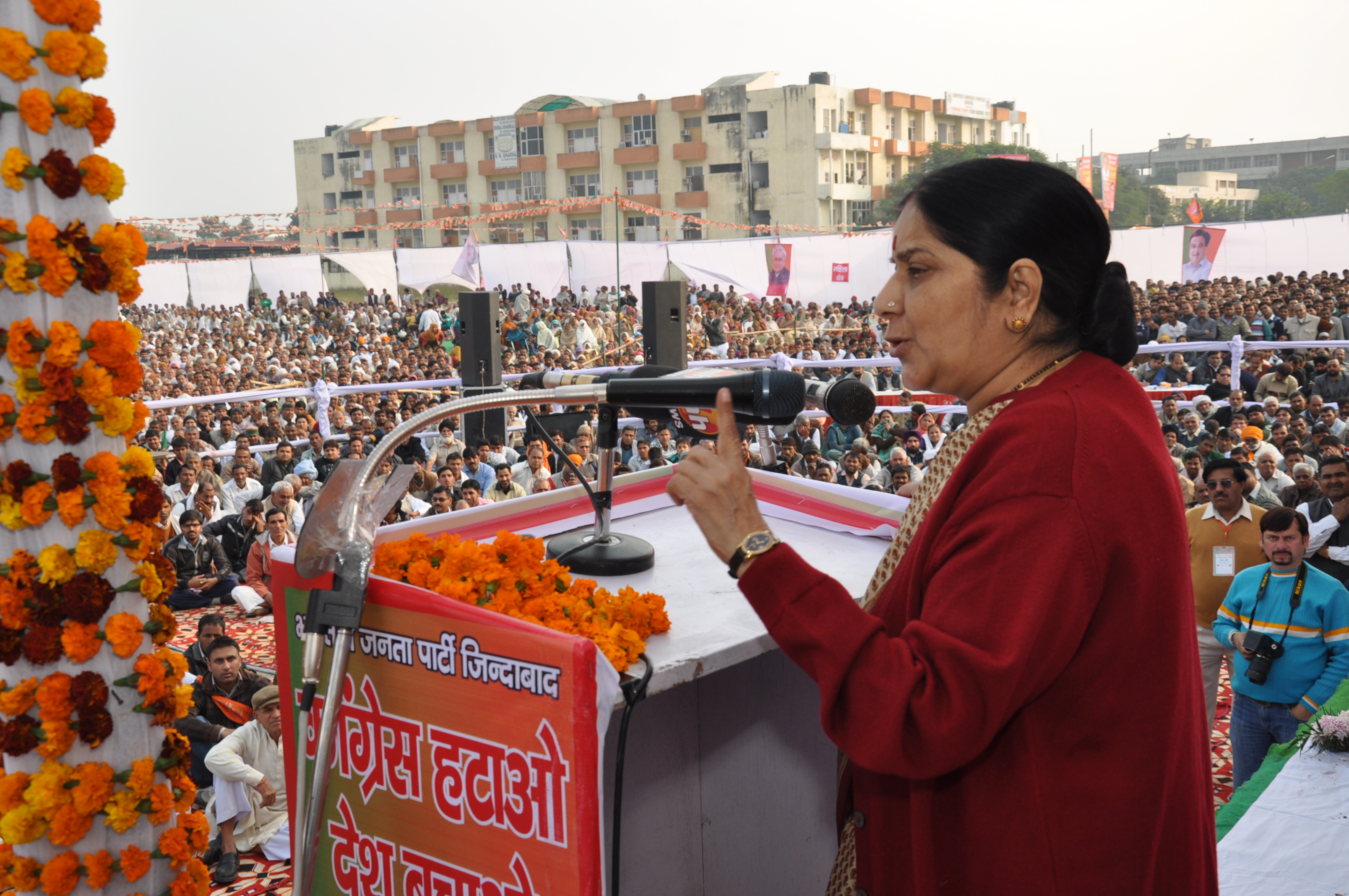 Smt. Sushma Swaraj, Leader of Opposition (Lok Sabha) addressing a rally at Karnal, GT Road (Haryana) on December 16, 2012