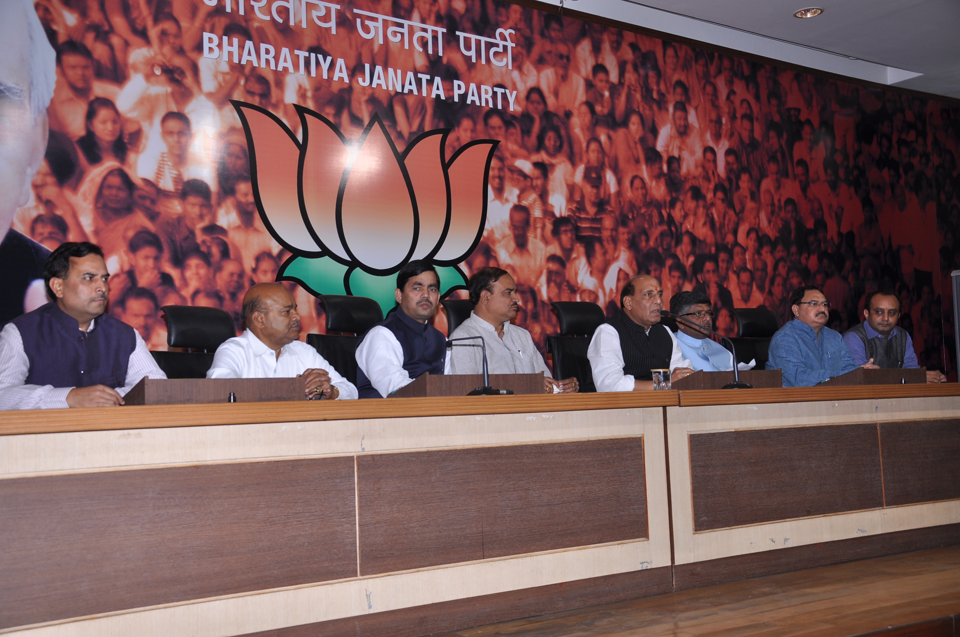 BJP National President, Shri Rajnath Singh addressing Press Conference at 11, Ashoka Road, New Delhi on May 11, 2013 