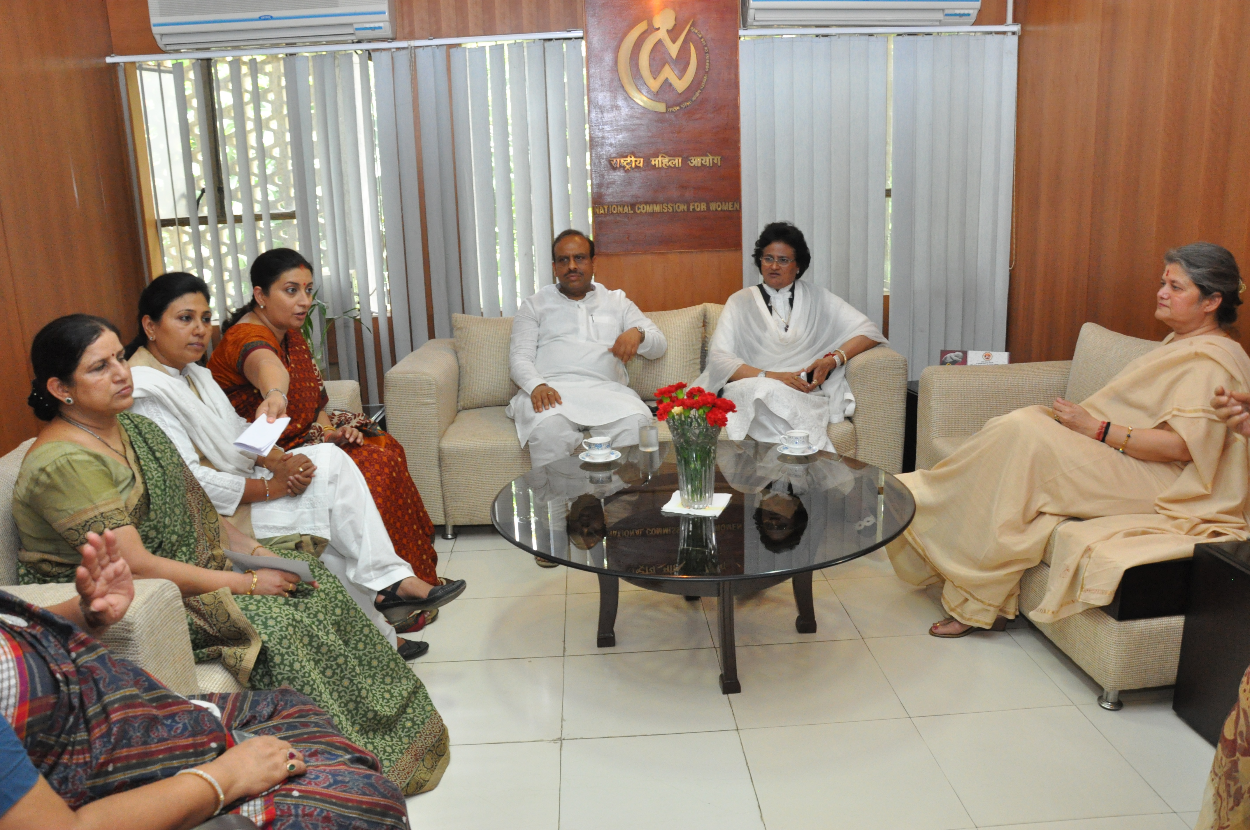 BJP Mahila Morcha National President, Smt. Smriti Irani, National Secretary Ms. Aarti Mehra, BJP Delhi Pradesh State President Shri Devendra Gupta and other BJP Leaders meeting with Chairperson of MCW on July 19, 2012