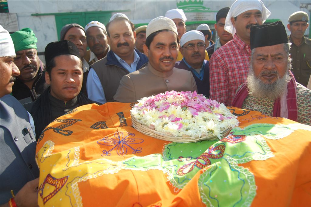 BJP National Spokesperson and MP, Shri Shahnawaz Hussain at Ajmer Sharif Dargah on December 16, 2010