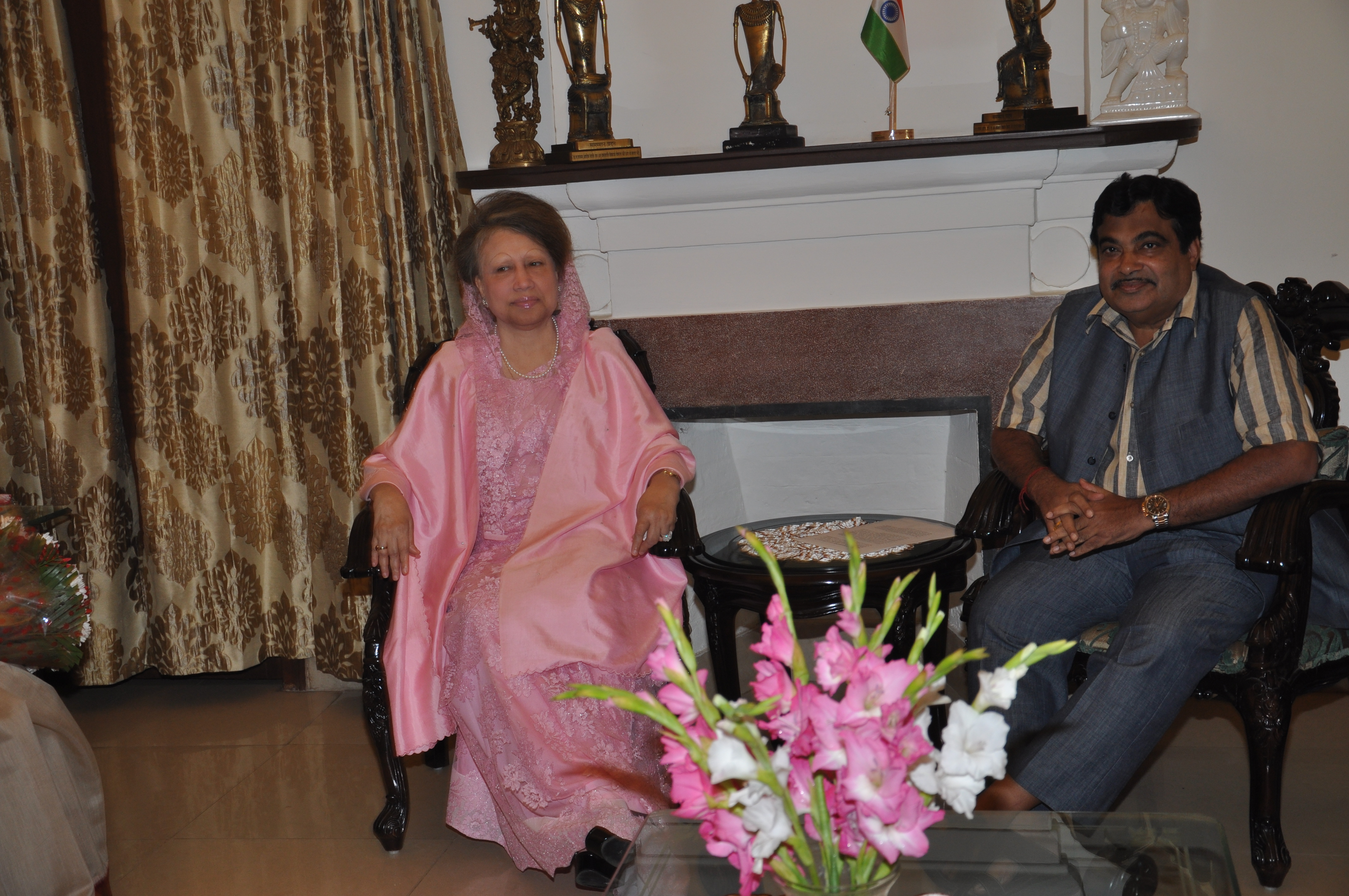 BJP President, Shri Nitin Gadkariji's meeting with Opposition Leader and Chairperson of Bangladesh Nationalist Party, Begum Khalida Zia on November 02, 2012