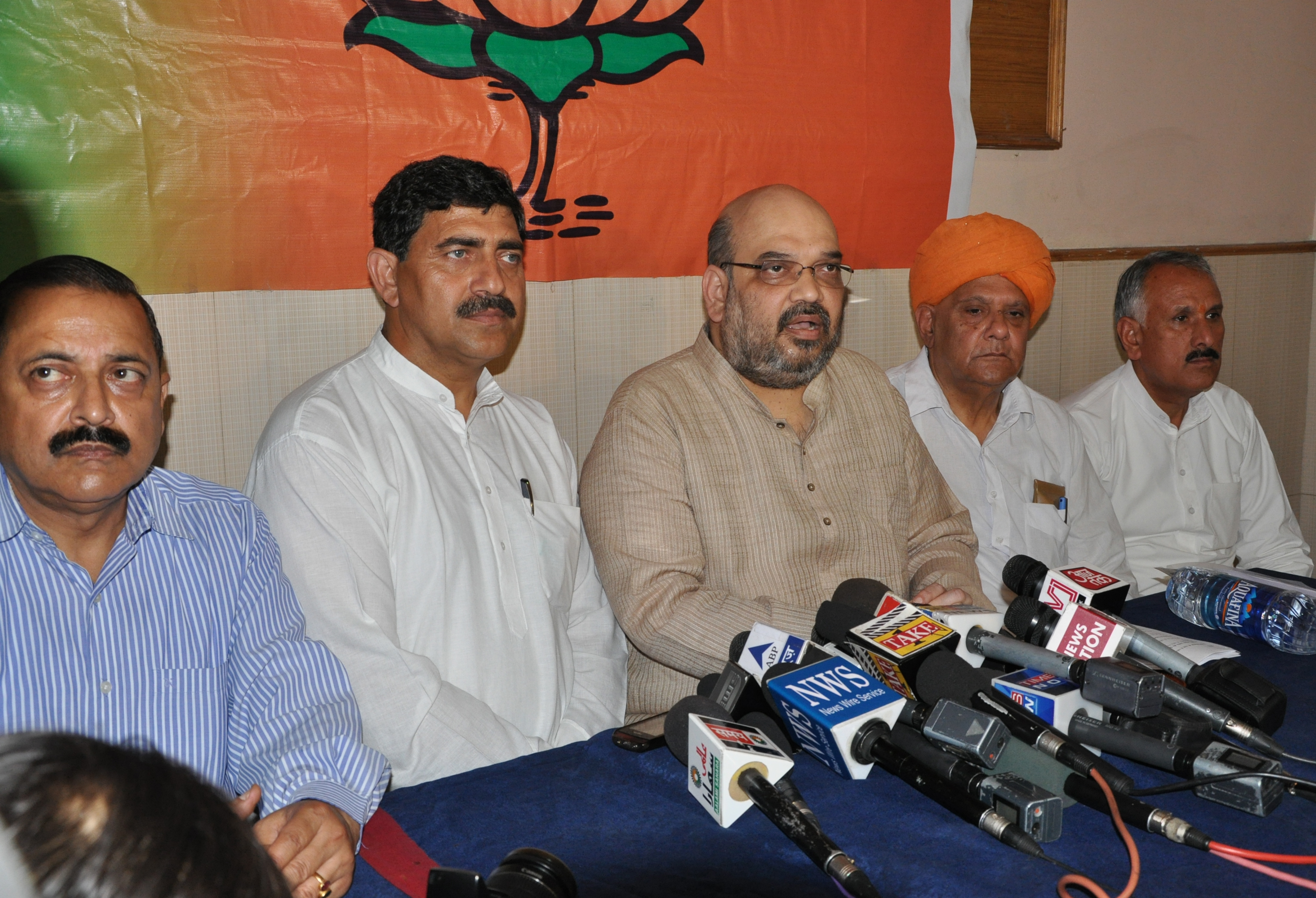 BJP National General Secretary, Shri Amit Shah addressing a press conference at Jammu and Kashmir on May 17, 2013