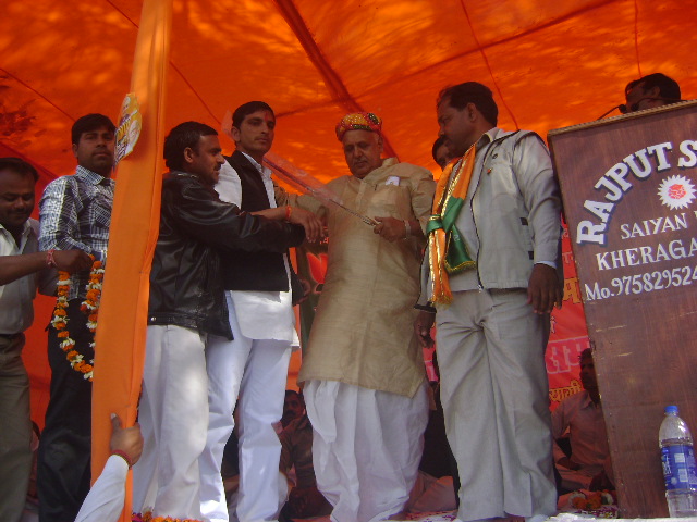 Shri Surya Pratap Shahi, State President Uttar Pradesh addressing a public meeting during UP Assembly Election on February 25, 2012