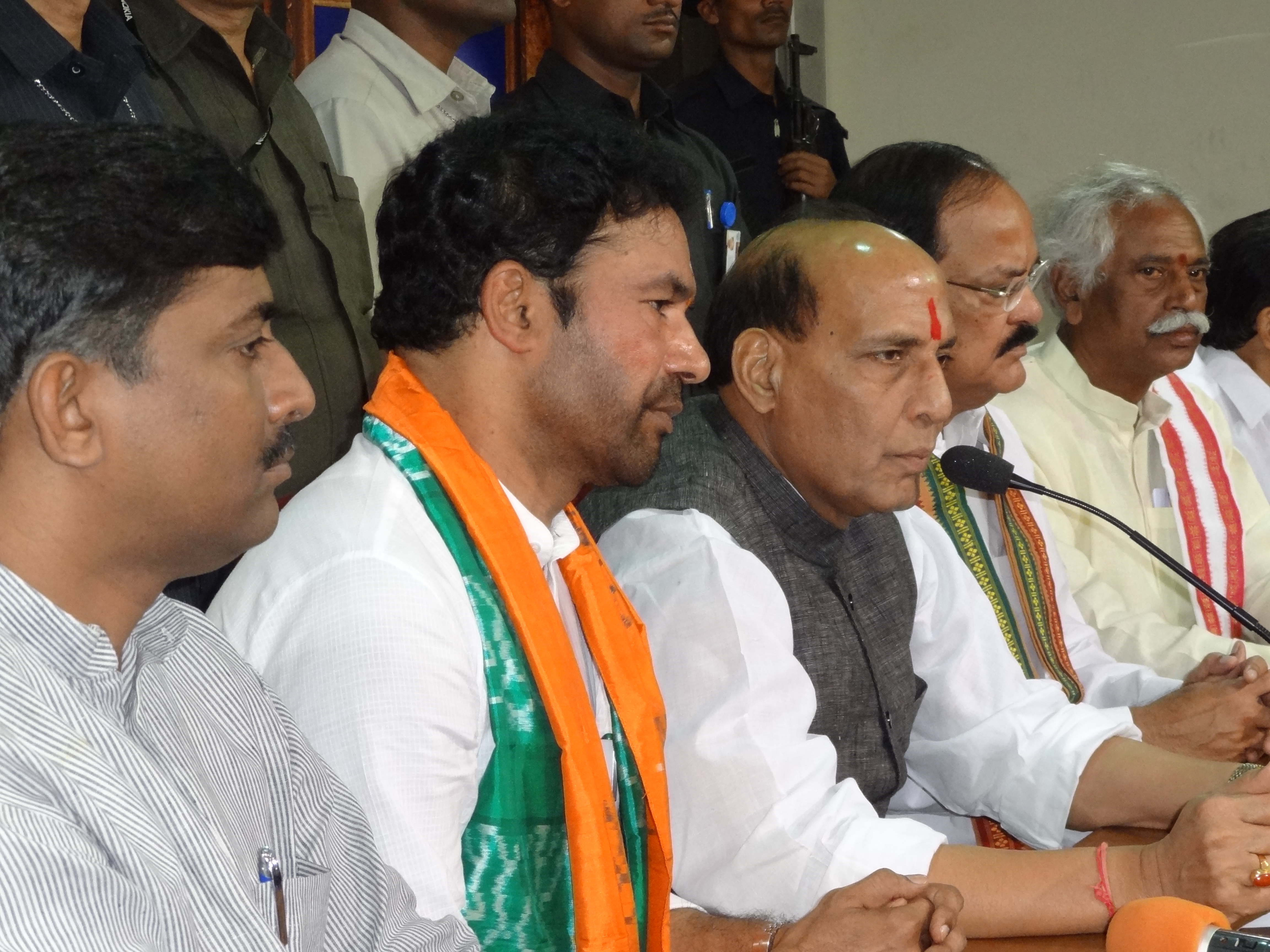 BJP National President, Shri Rajnath Singh addressing a press conference with Shri M.Venkaiah Naidu, Shri Bandaru Dattatreya, Shri P. Muralidhar Rao and Shri G. Kishan Reddy at Hyderabad (Andhra Pradesh) on June 03, 2013