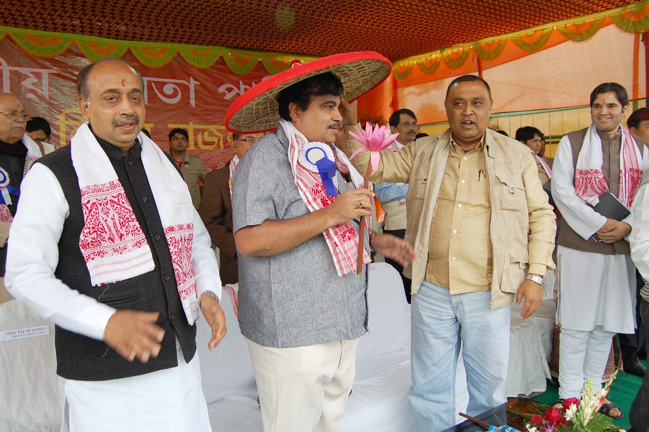 Shri Nitin Gadkariji addressing a Vishal Jansabha in Dibhrugarh (Assam) on February 8, 2011