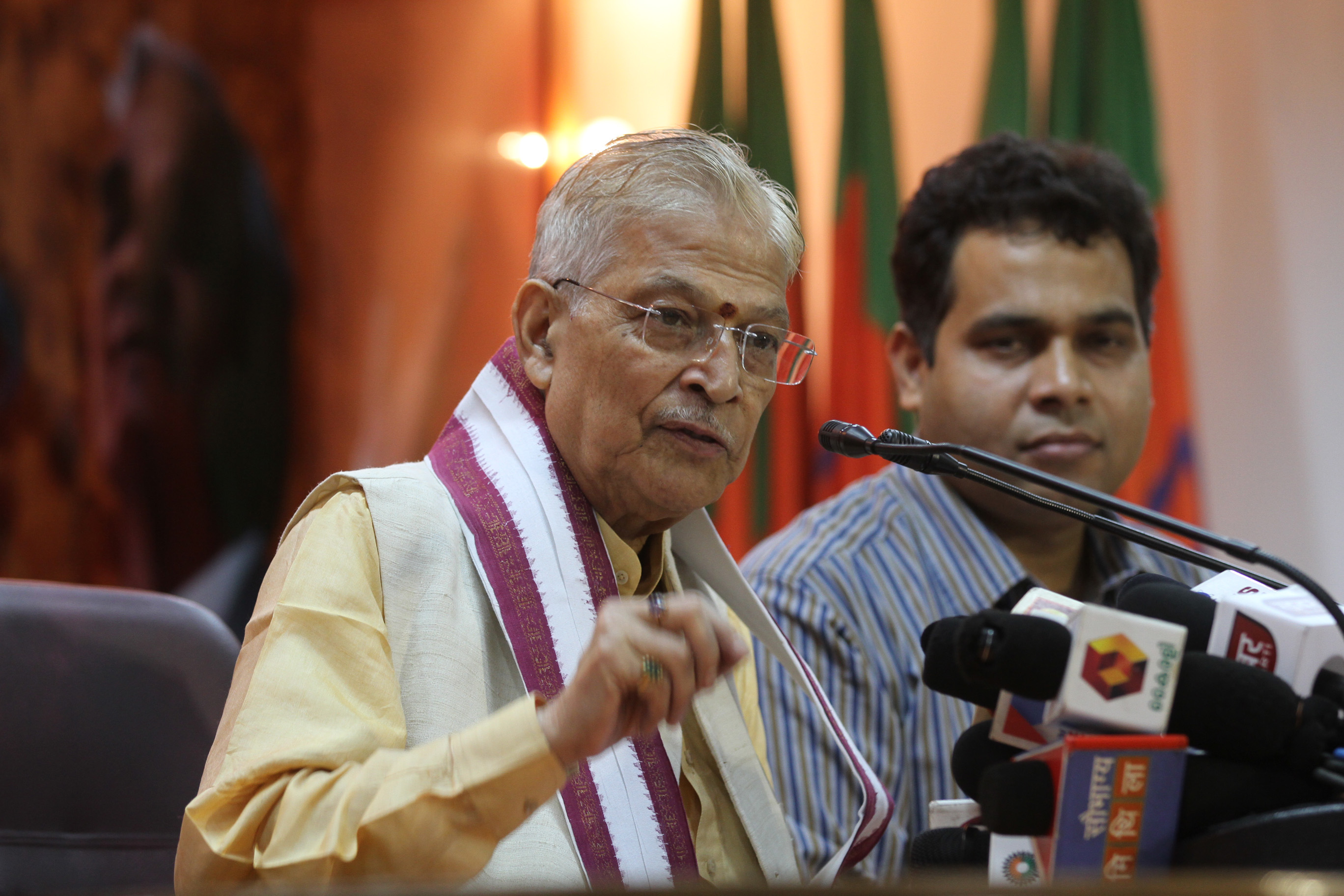 Dr Murli Manohar Joshi address the press conference at 11, Ashoka Road, New Delhi on June 27, 2011