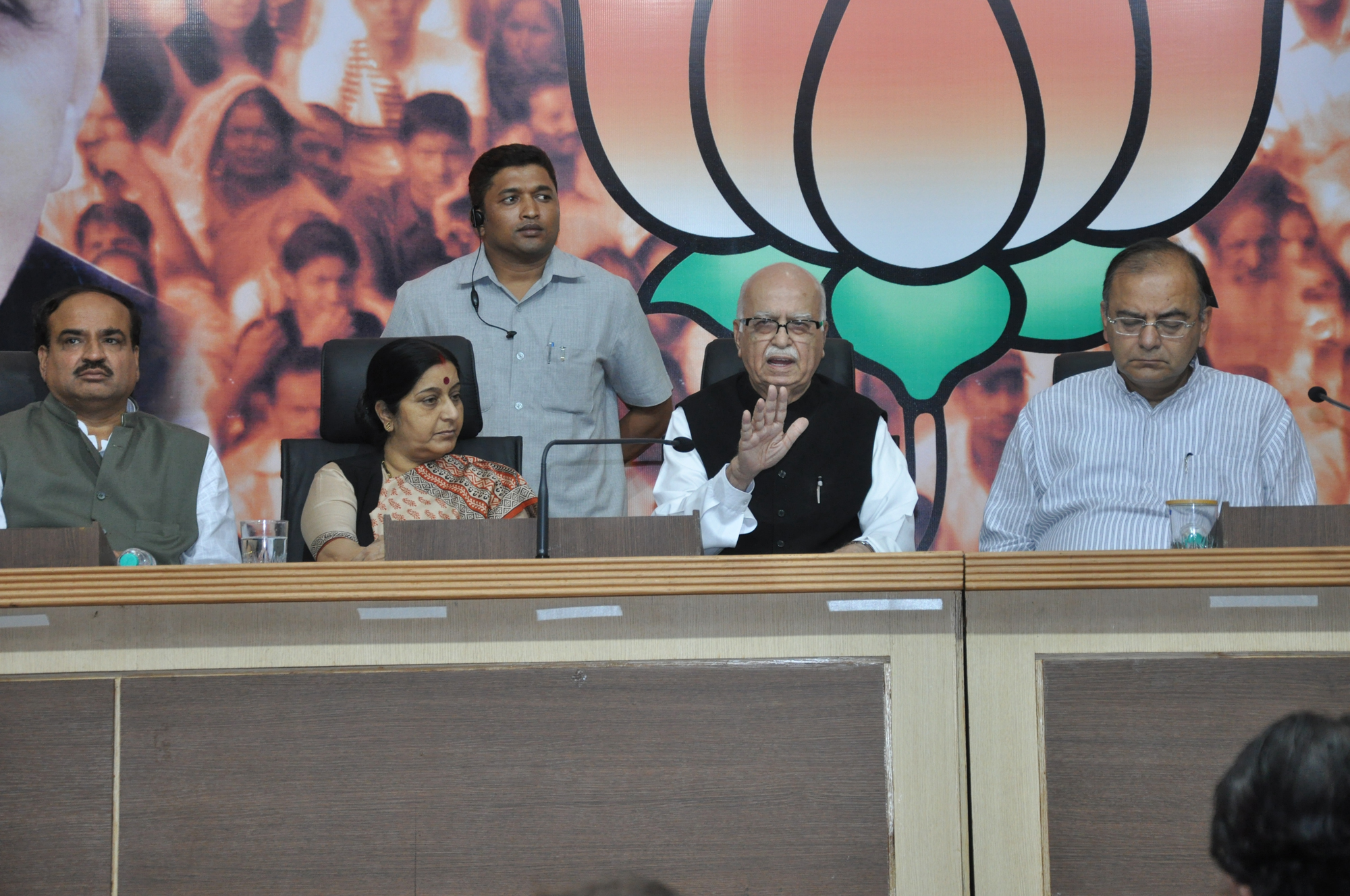 Shri L.K. Advani addressing a press conference at 11, Ashoka Road, New Delhi on October 10, 2011