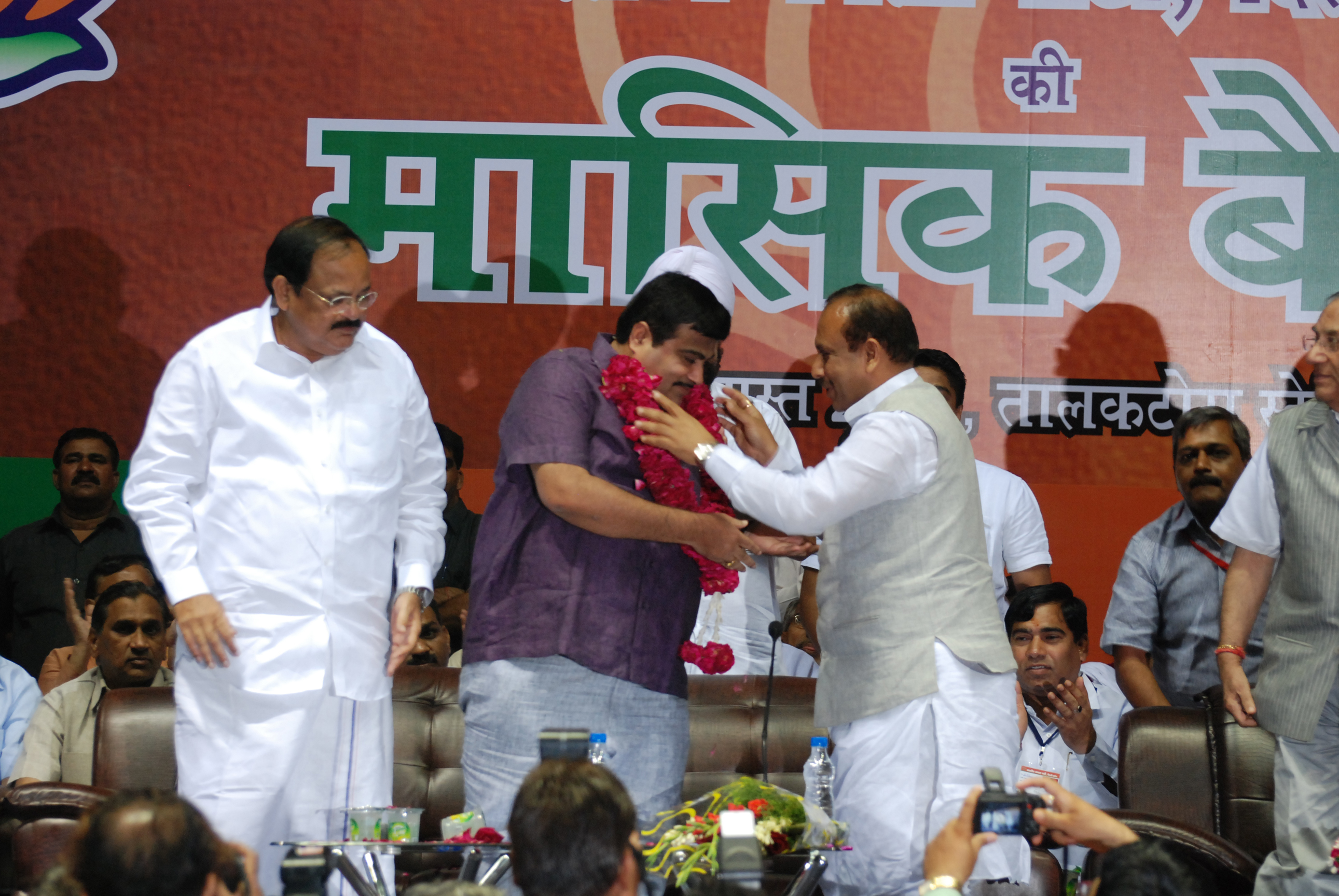 Shri Nitin Gadkari and Shri Venkaiah Naidu addressing Delhi BJP Masik Baithak at Talkatora Stadium, on August 01, 2011