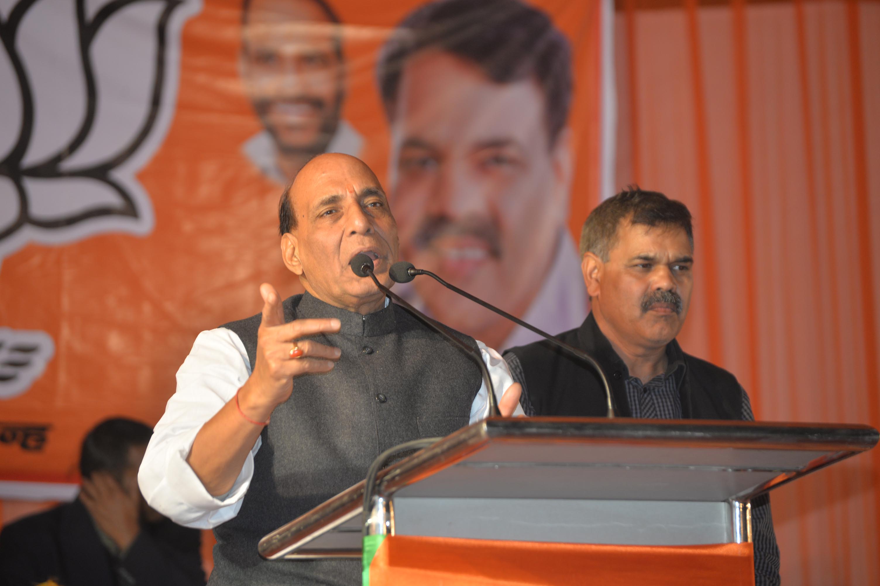 Hon'ble Minister for Home Affairs, Shri Rajnath Singh addressing public meeting at Holy Chowk, Bijwasan, New Delhi on February 2, 2015