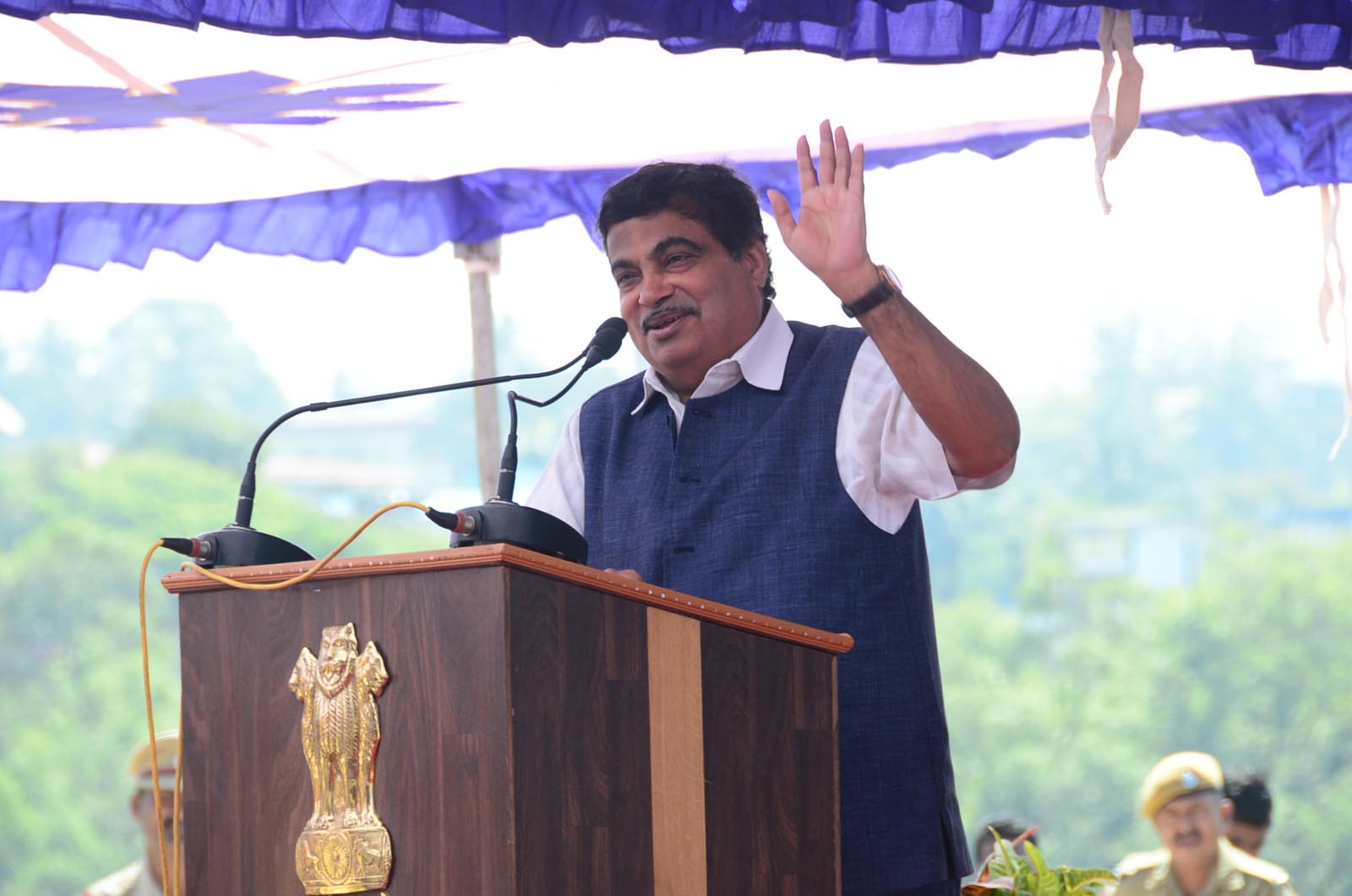 Hon'ble Minister, Shri Nitin Gadkari dedicates Junglighat terminal to the nation on February 17, 2015