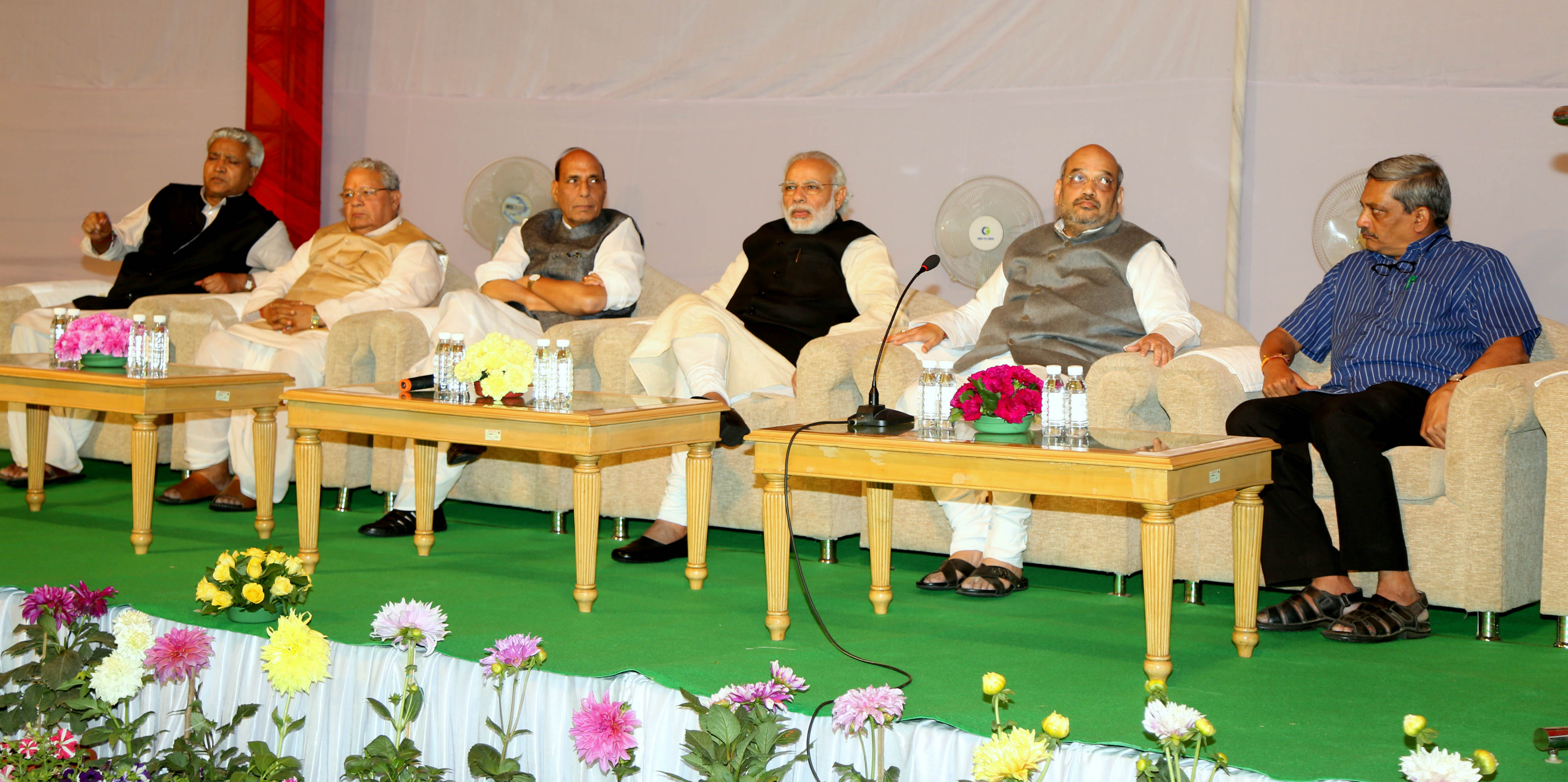 Hon'ble Prime Minister, Shri Narendra Modi and BJP National President, Shri Amit Shah meeting with BJP Uttar Pradesh MPs on March 14, 2016