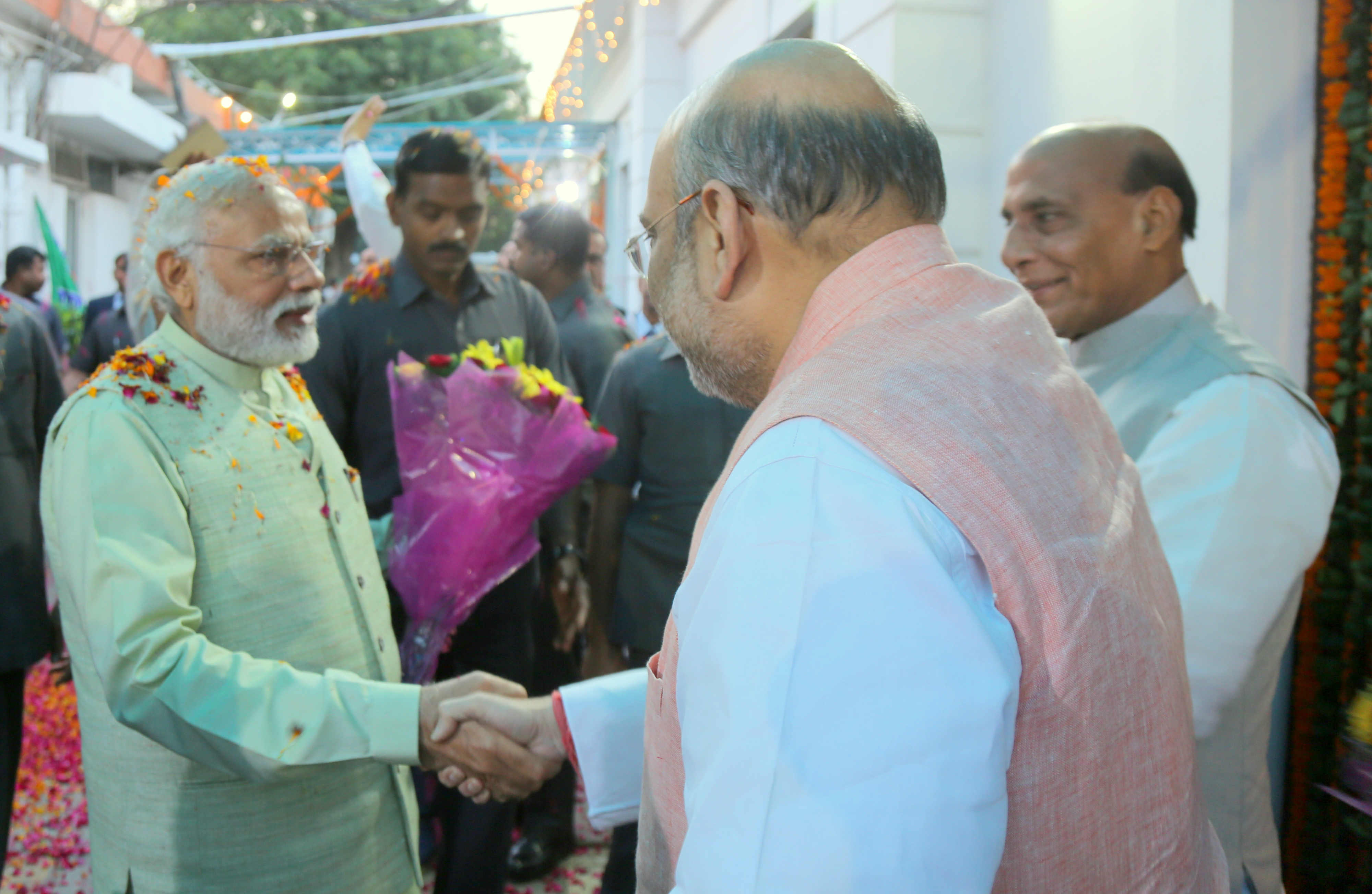 Hon’ble Prime Minister, Shri Narendra Modi welcomed at BJP Central Office, 11, Ashoka Road on March 12, 2017