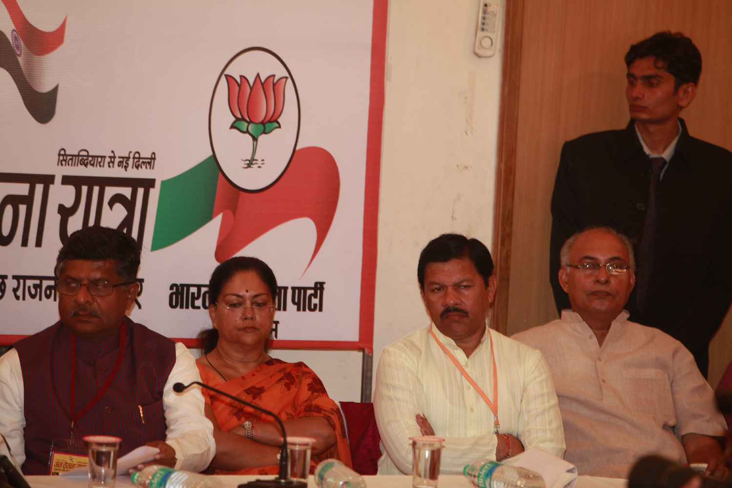 Shri L.K. Advani during Jan Chetna Yatra at Jaipur (Rajasthan) on November 11, 2011