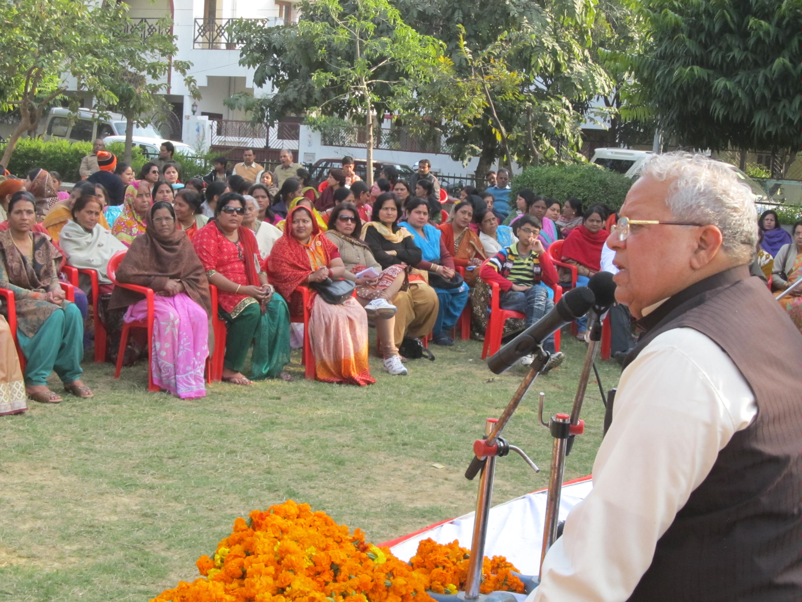 Shri Kalraj Mishra, National Vice-President, addressing a public meeting during UP Assembly Election on February 12, 2012