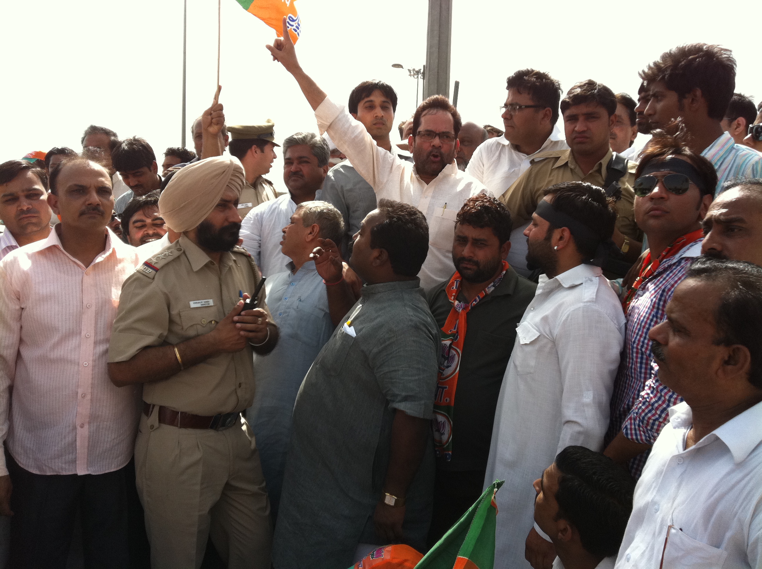 BJP National Vice President, Shri Mukhtar Abbas Naqvi during the Bharat Bandh at Akshardham, Delhi on May 31, 2012