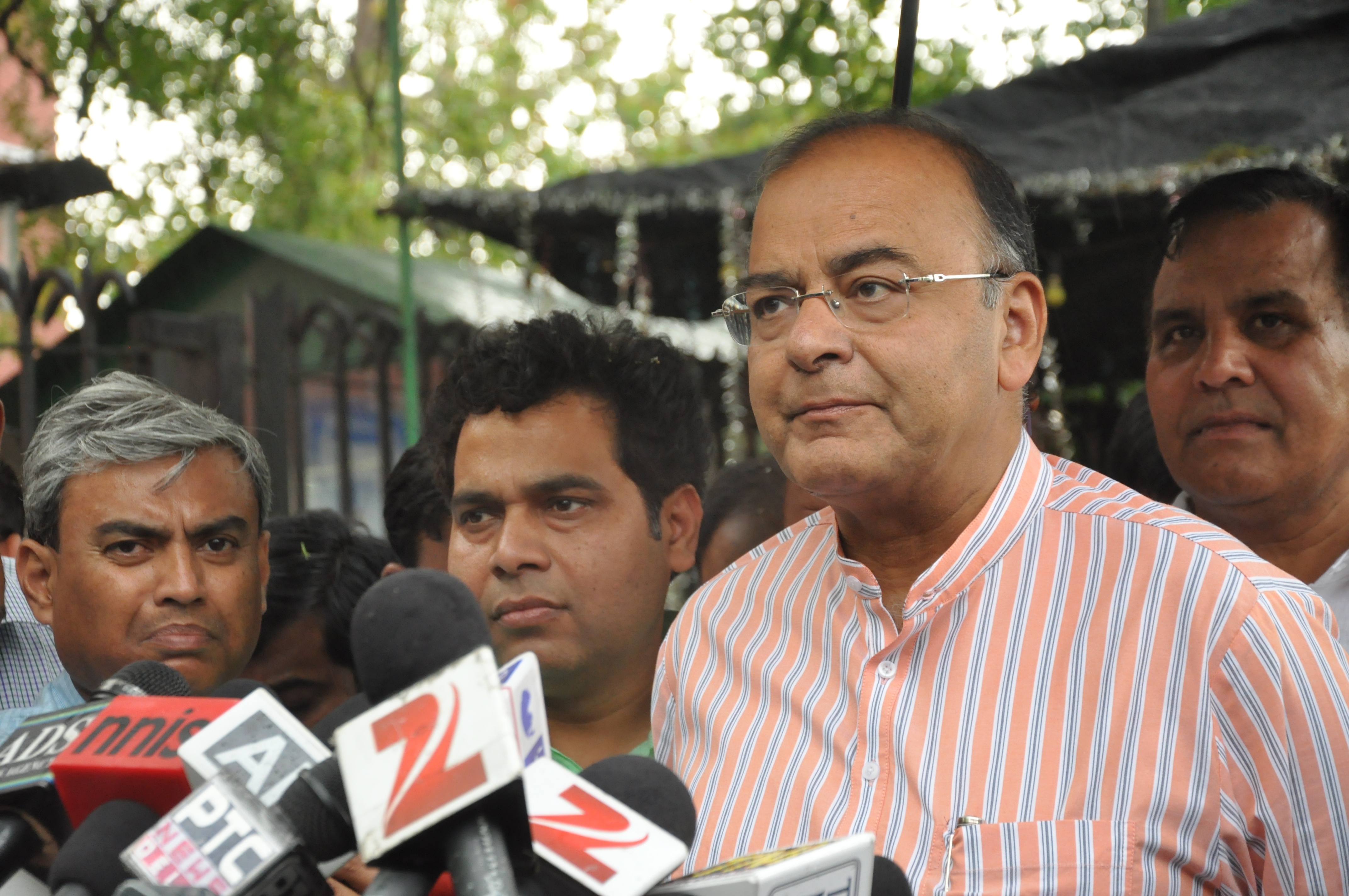 Memorandum submitted by BJP delegation led by Shri Arun Jaitley and Shri R. Ramakrishna to the CEC on May 05, 2014