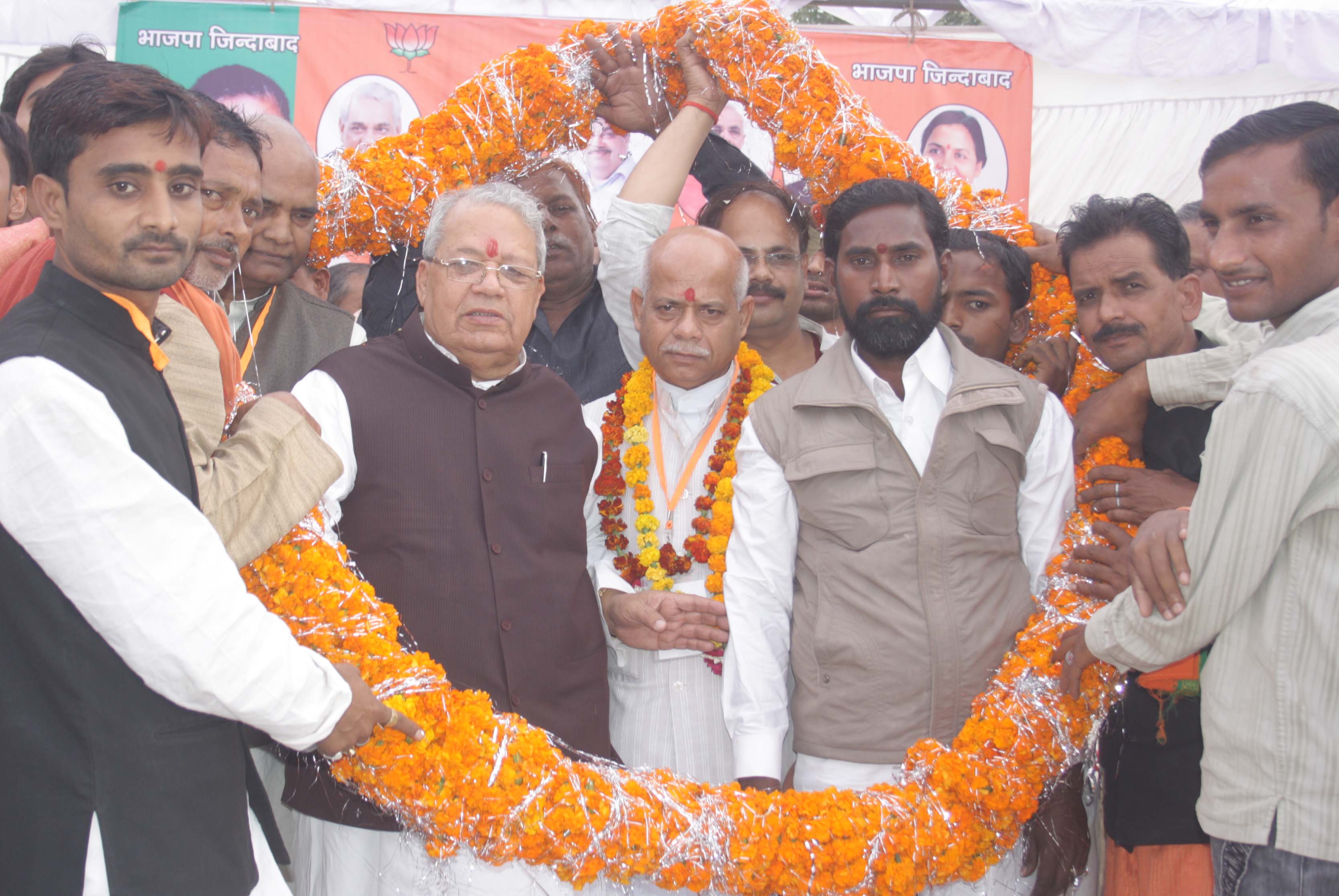 Shri Kalraj Mishra during Jan Swabhiman Yatra at Unnao (Uttar Pradesh) on November 15, 2011