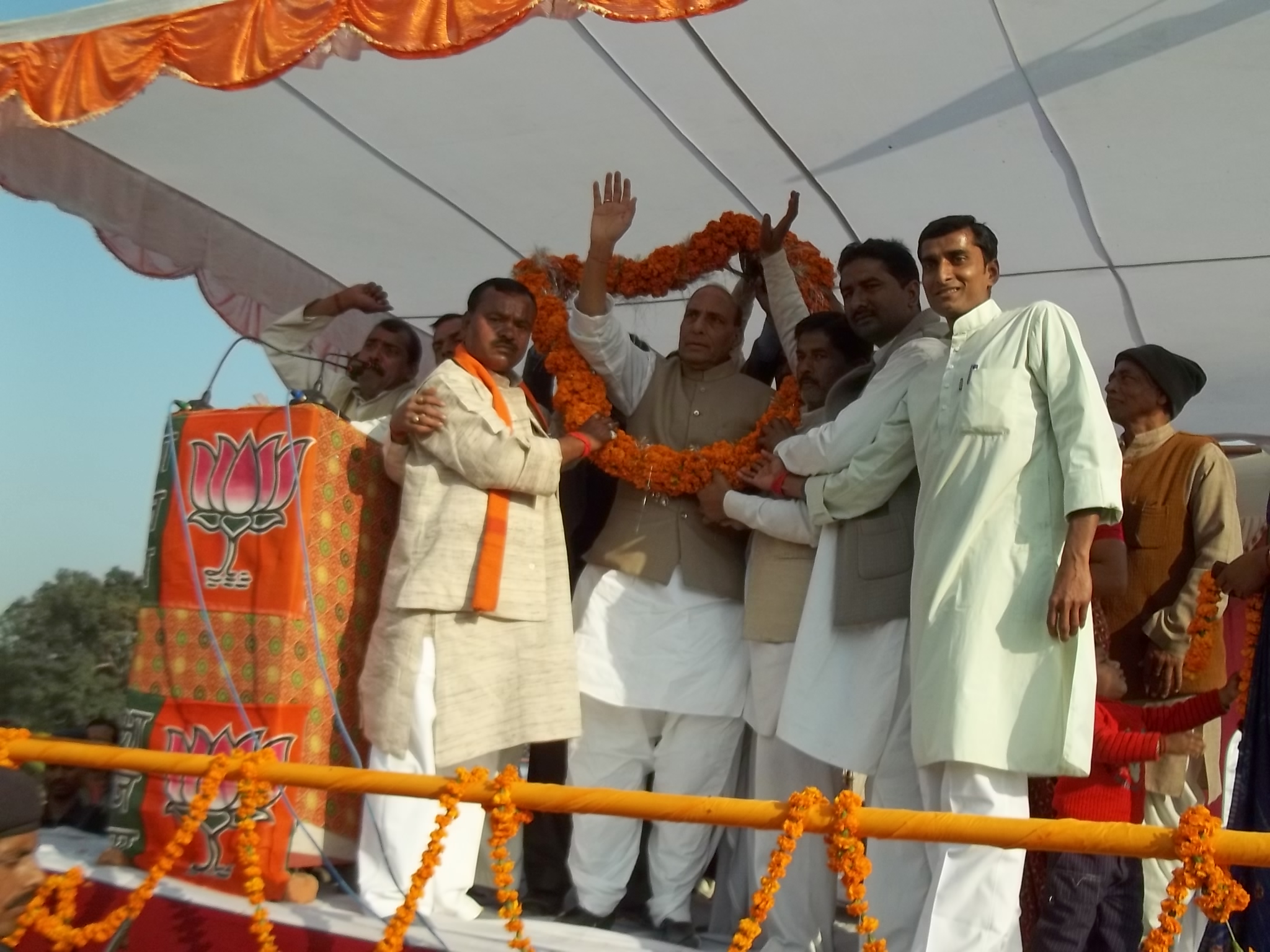 Shri Rajnath Singh addressing public meeting at Shravasti during UP Assembly Election on February 05, 2012