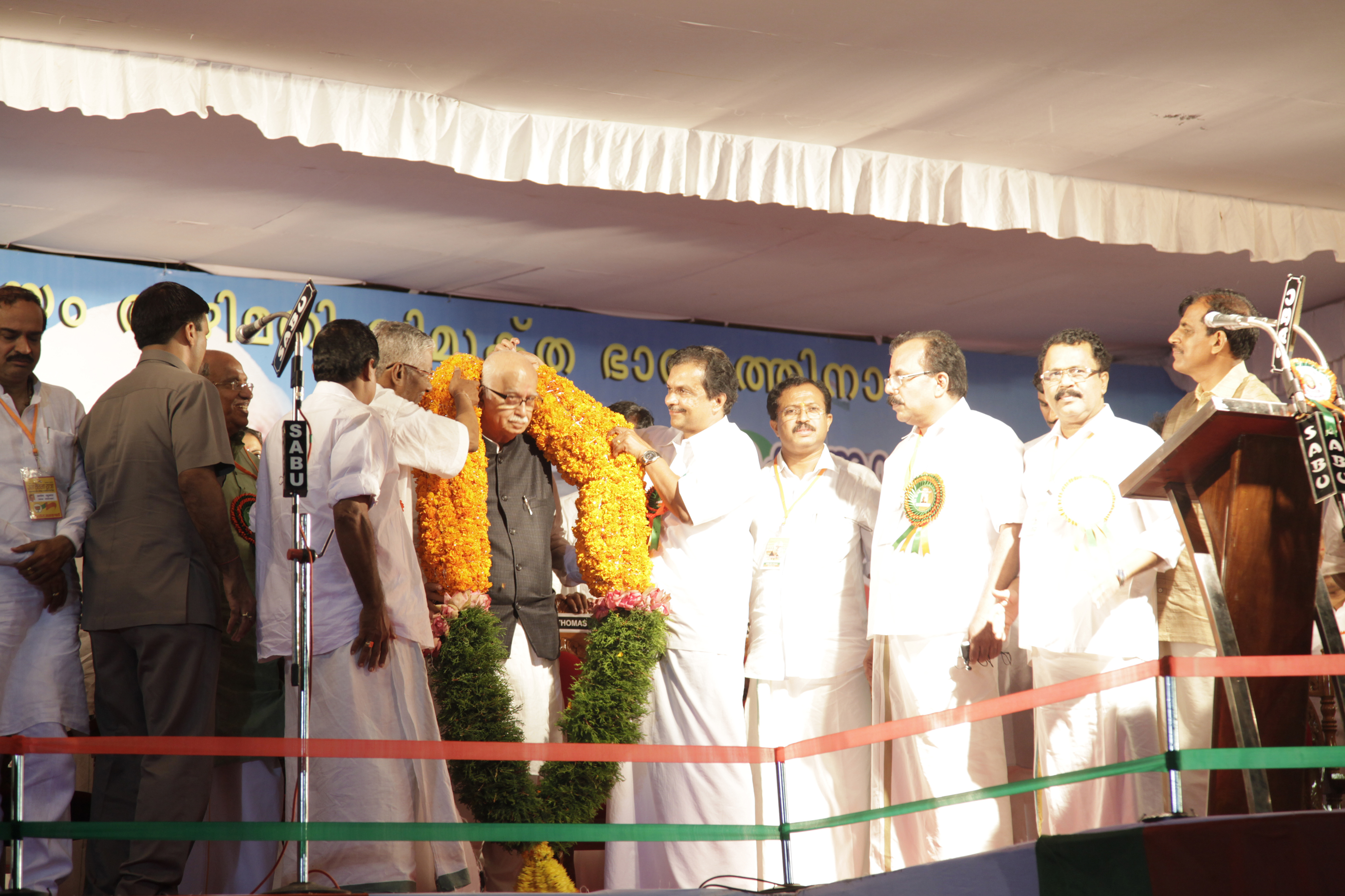 Shri L.K. Advani during Jan Chetna Yatra at Ernakulam (Kerala) on October 29, 2011