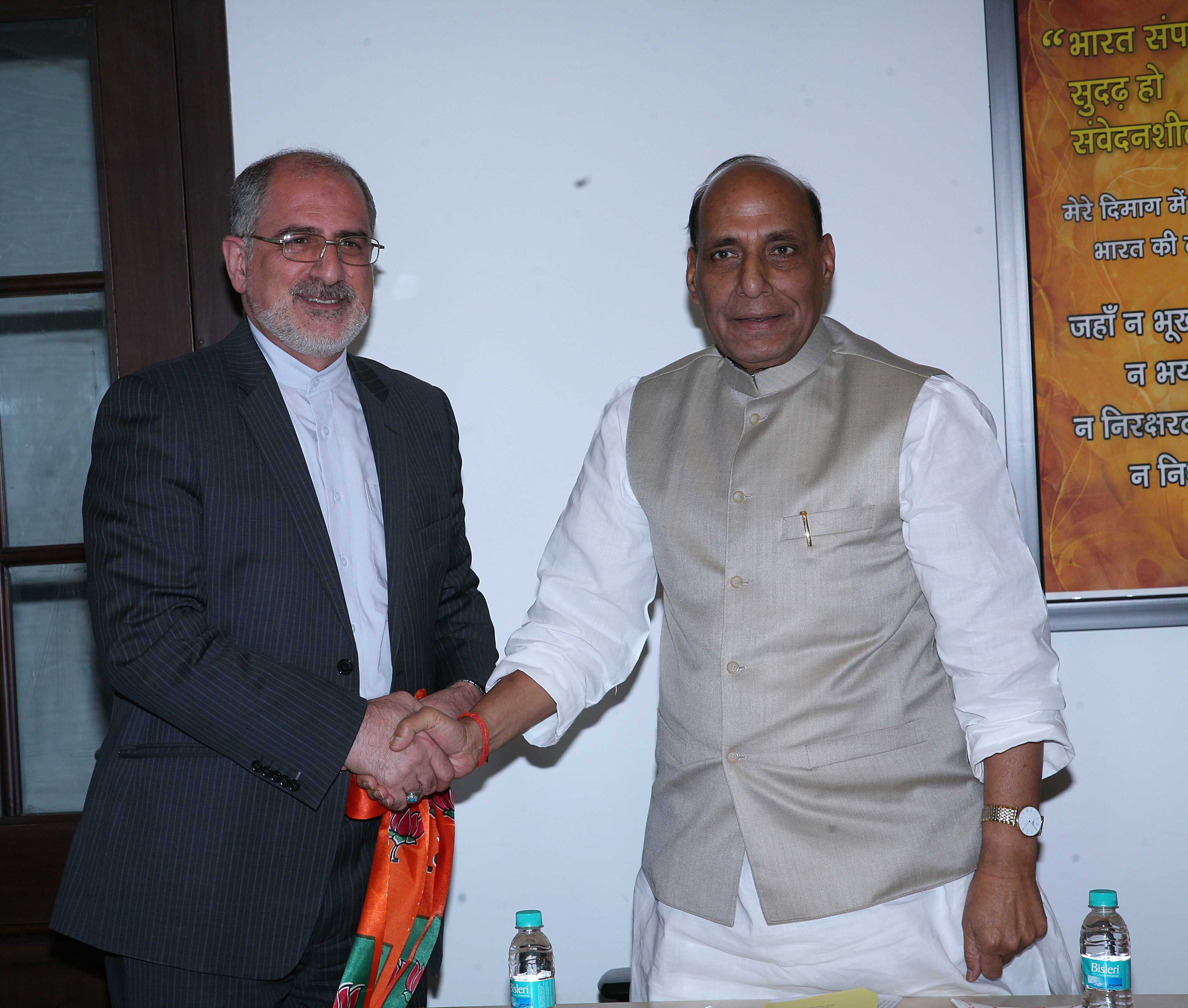 BJP National President, Shri Rajnath Singh's meeting with Mr. Gholam Reza, Iran's Ambassador to India at 11, Ashoka Road, New Delhi on April 09, 2013