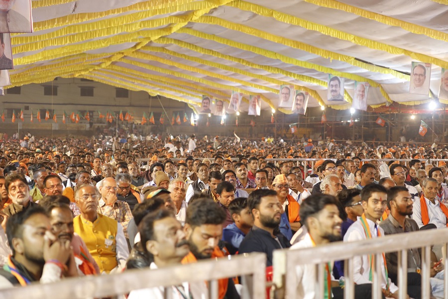 Photographs : BJP National President, Shri Amit Shah addressing a public meeting in Distt. Jabalpur (Madhya Pradesh)