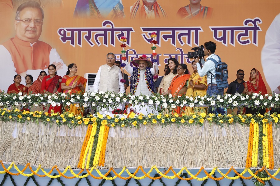 Photographs : BJP National President, Shri Amit Shah addressing addressing Mahila Maha-sammelan in Durg, Chhattisgarh