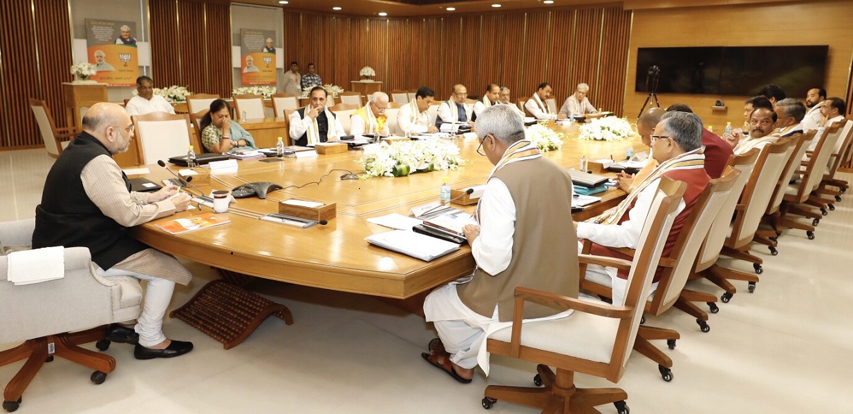 Photographs : BJP National President Shri Amit Shah inaugurating the Chief Minister’s Council at the BJP HQ 6A, Deen Dayal Upadhyay Marg, New Delhi.