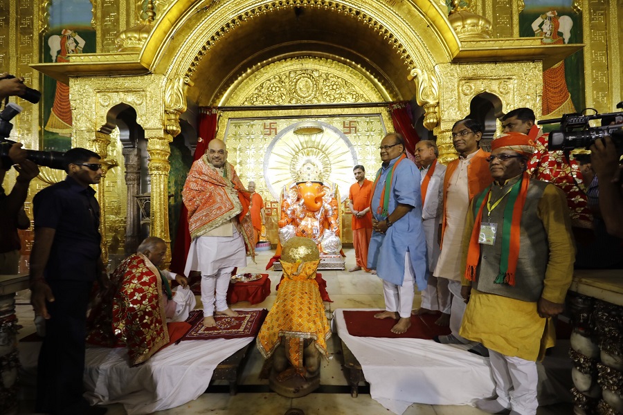 Photographs : BJP National President, Shri Amit Shah visited Moti Dungri Ganesh Temple in Jaipur (Rajasthan)