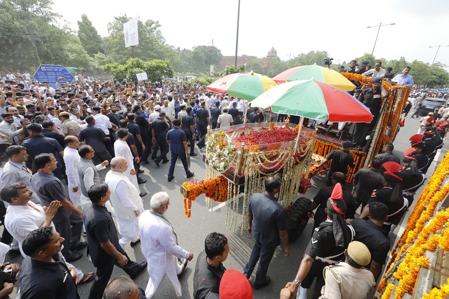 Photographs : Last journey (Atal Yatra) of former Prime Minister, Shri Atal Bihari Vajpayee ji