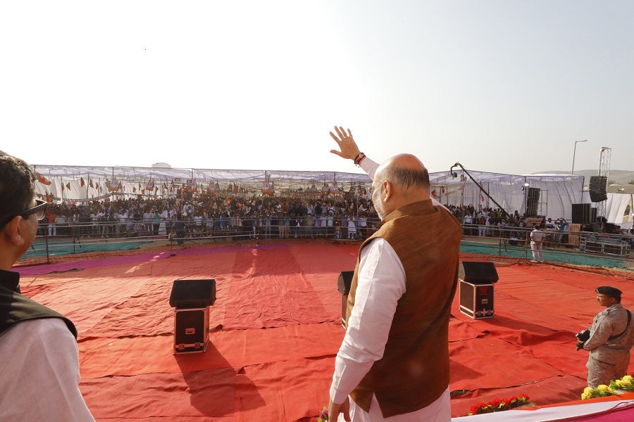 Photographs: BJP National President Shri Amit Shah addressing a public meeting in Bundi, Rajasthan