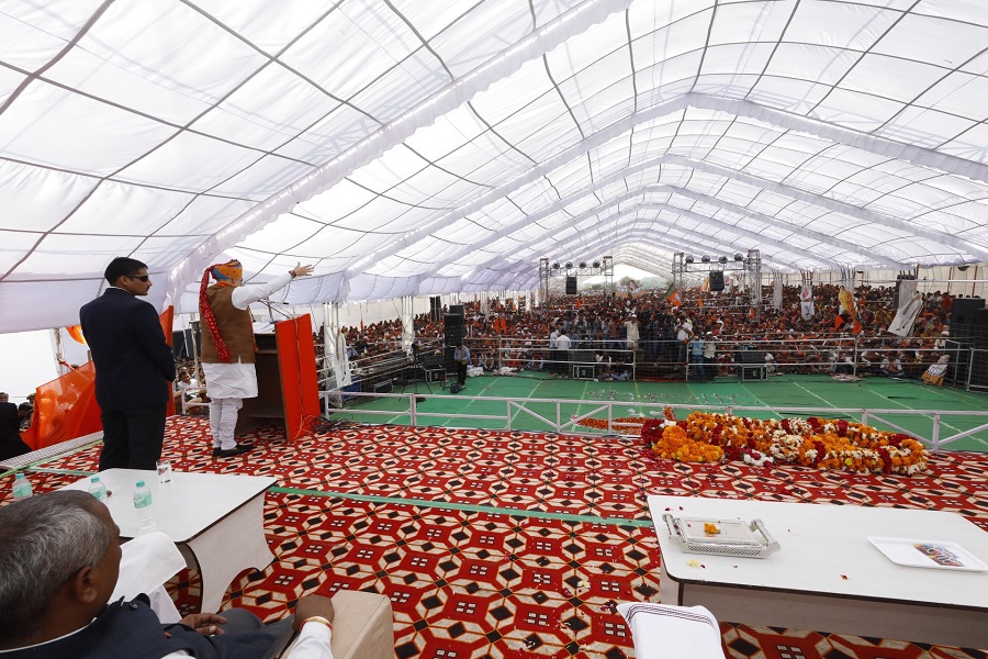 Photographs: BJP National President Shri Amit Shah addressing a public meeting in Chittorgarh (Rajasthan)