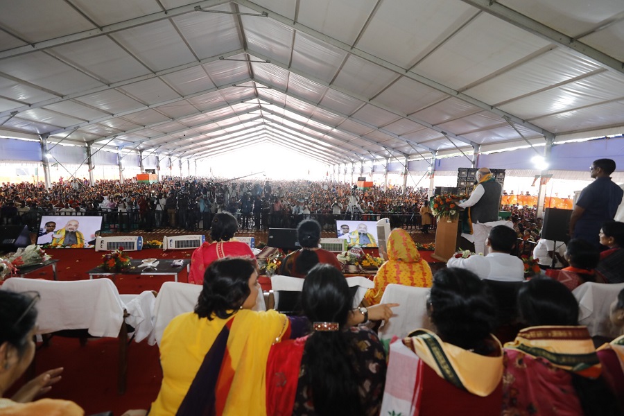 Photographs: BJP National President Shri Amit Shah addressing a sammelan of Mahila Shakti kendra karyakartas in Puri, Odisha.