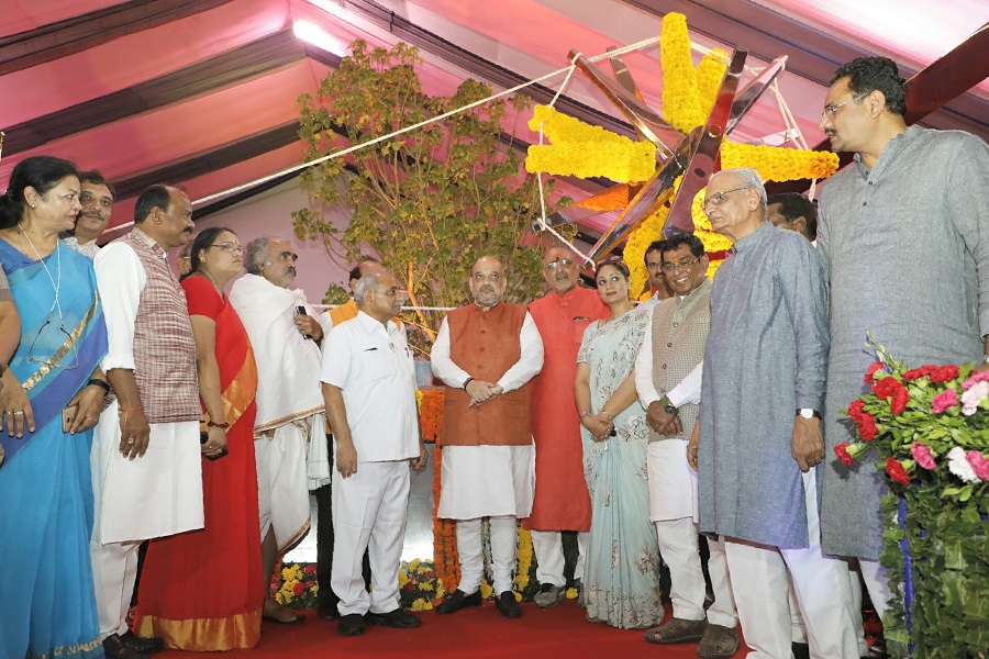 Photographs: BJP National President Shri Amit Shah unveiled a Stainless steel Charkha at Sabarmati River front, Ahmedabad on June 26, 2018