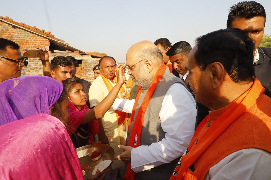  BJP National President, Shri Amit Shah doing Jan Sampark & Gathering feedbacks under Bharat Ke Mann Ki Baat-Modi ke Saath Campaign in Godhra (Gujarat)