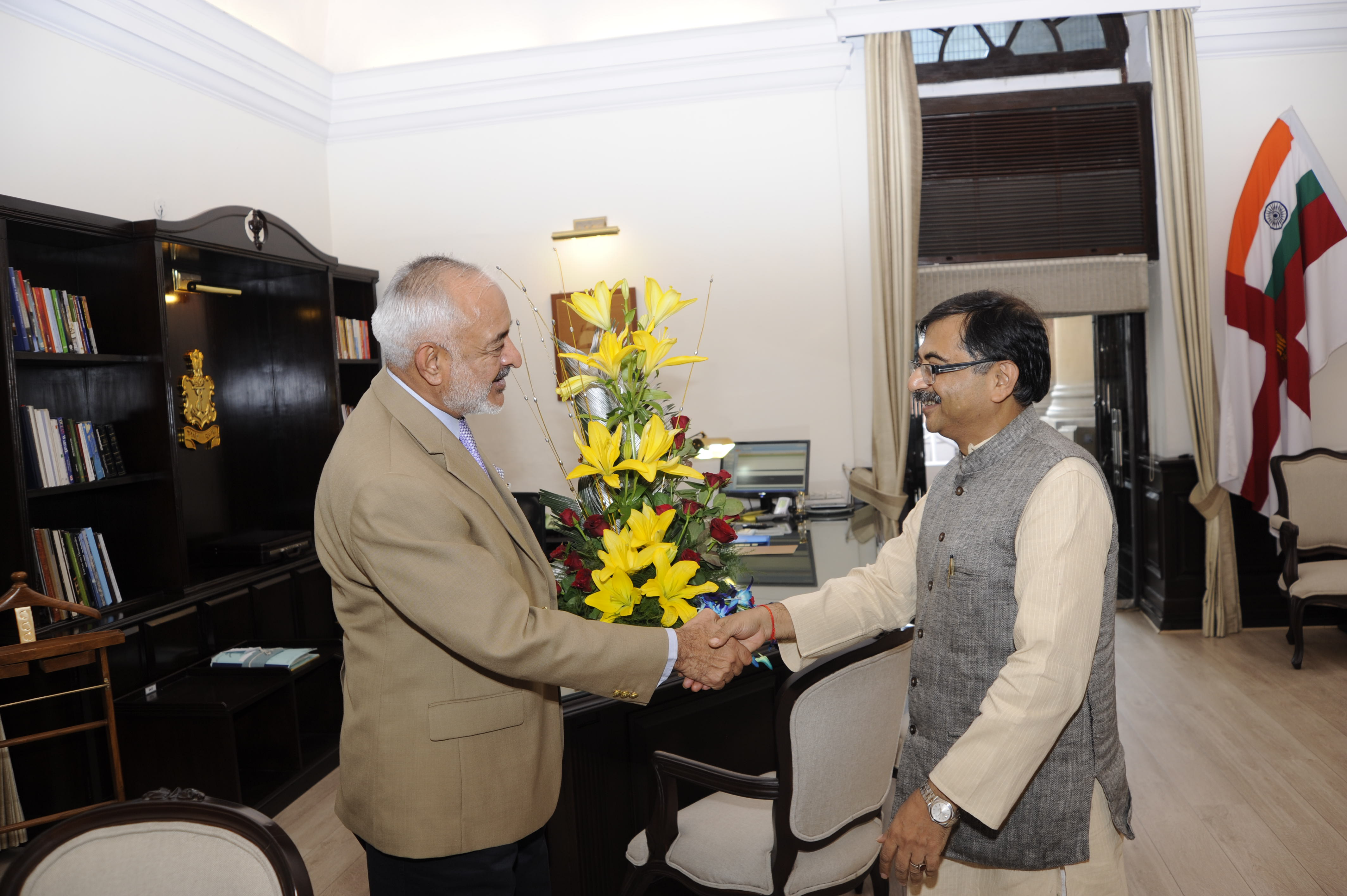 BJP National Spokesperson and MP, Shri Tarun Vijay meeting with New Chief of Naval Staff Admiral D K Joshi at New Delhi on September 05, 2012