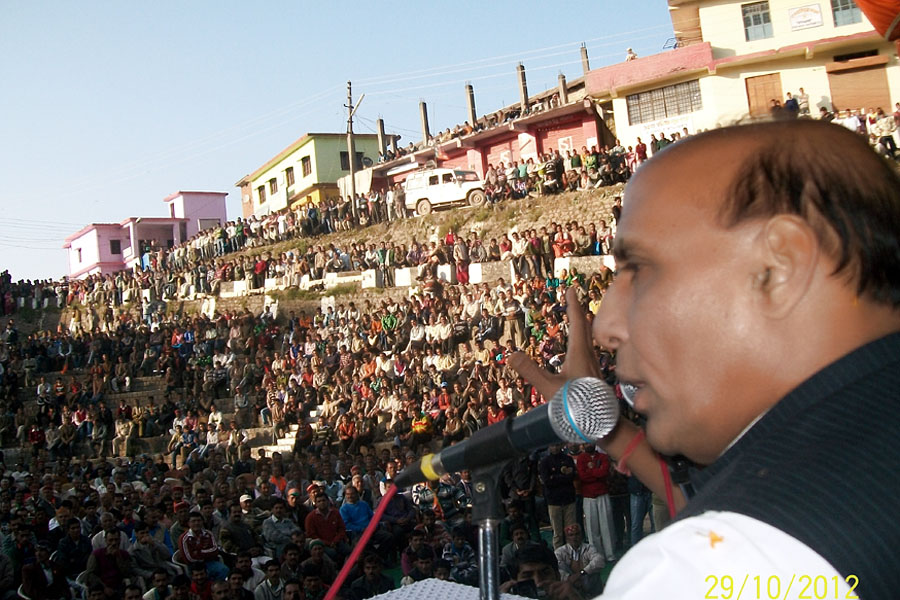 Former BJP President, Shri Rajnath Singh addressing public meetings at Sarahan, Sirmaur District (Himachal Pradesh). on October 29, 2012