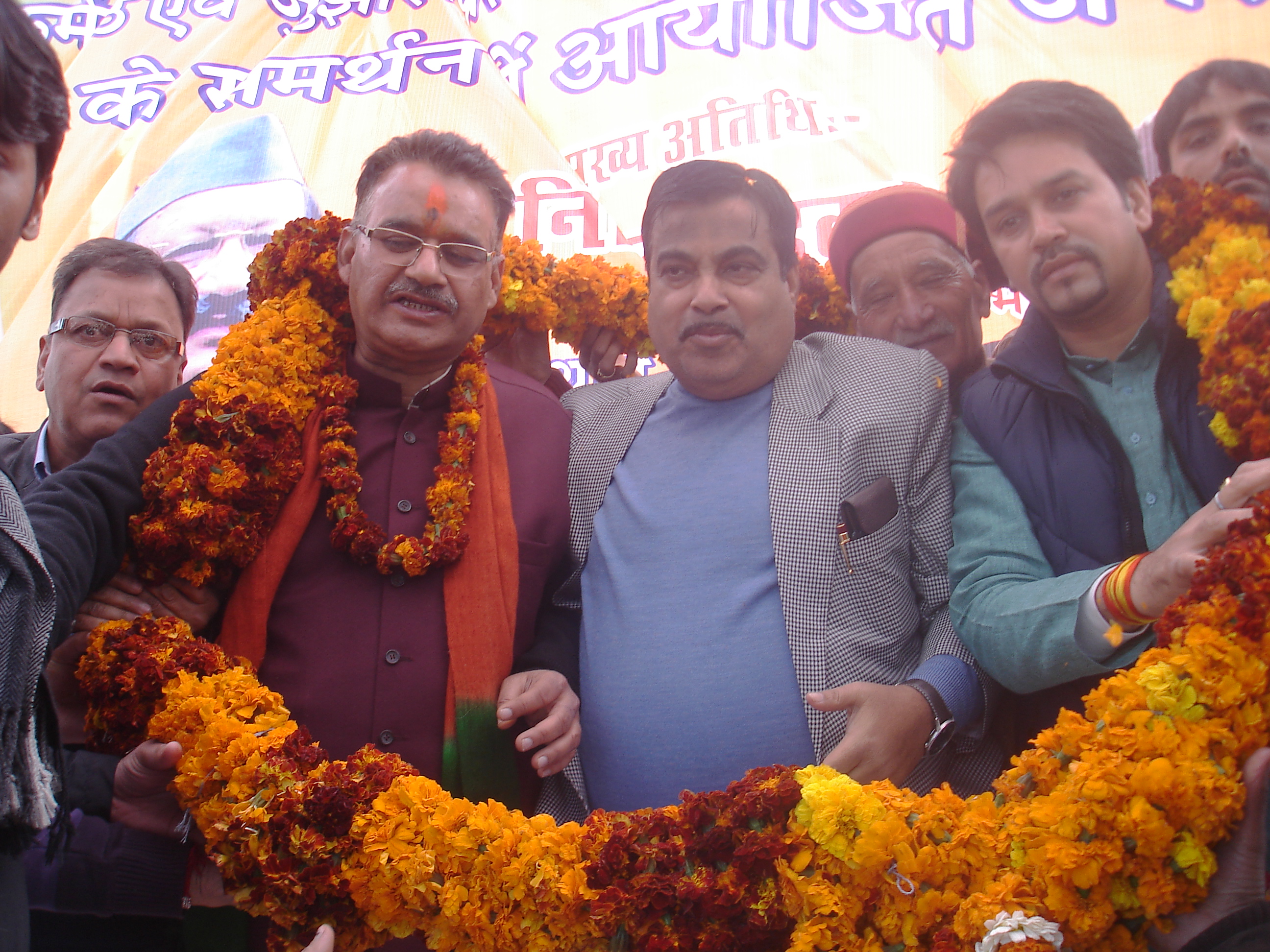 Shri Nitin Gadkari, BJP National President addressing a public meeting at Mussoorie on January 25, 2012