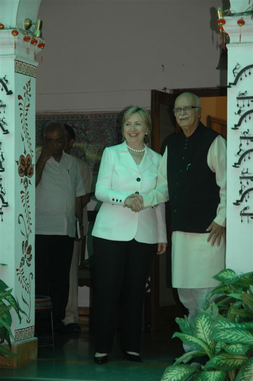 Sh. L.K. Advani, meeting with US Secretary of State Ms Hillary Clinton at 30, Prithviraj Road, on July 20, 2009