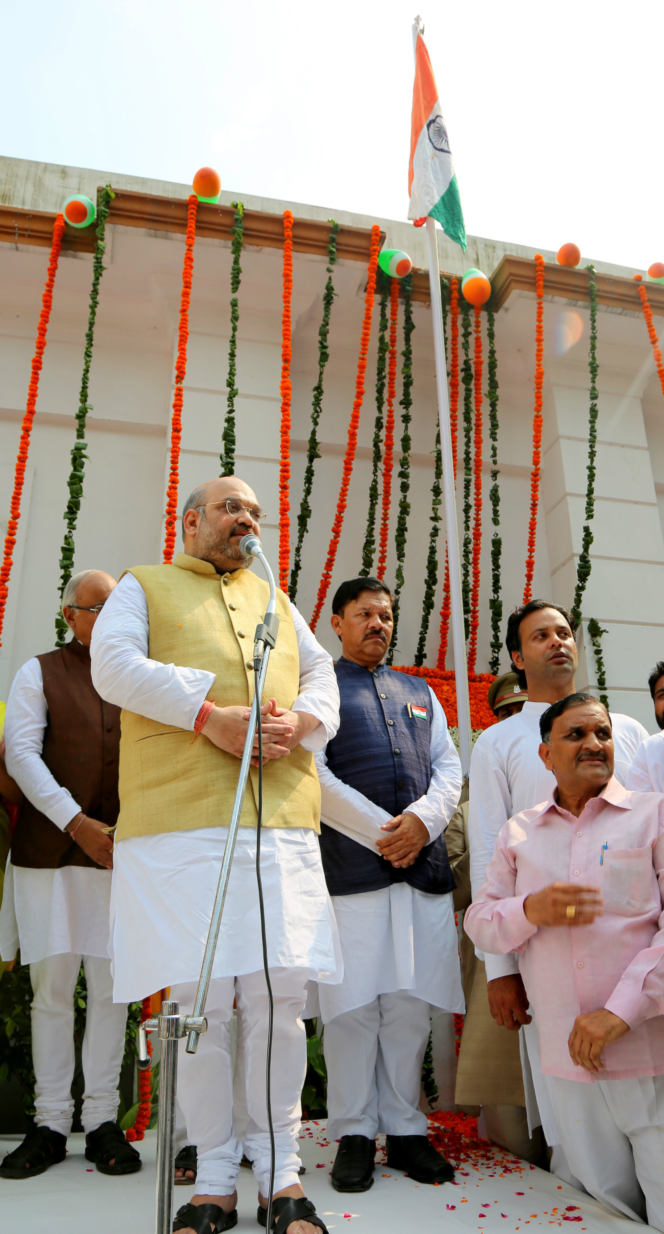 Shri Amit Shah hoisting the National Flag on the occasion of 69th Independence Day August 15, 2015