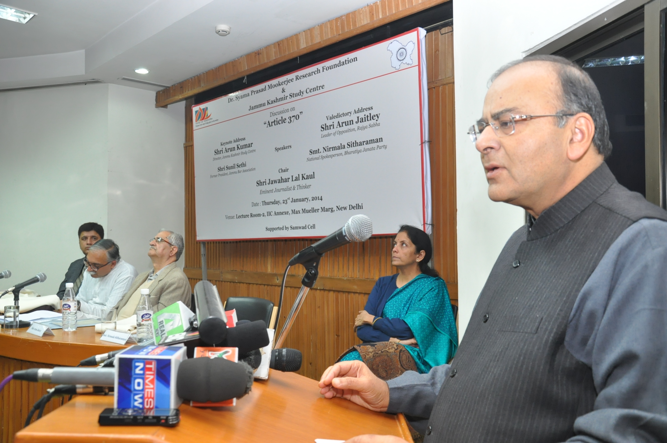 Shri Arun Jaitley, Leader of Opposition (Rajya Sabha) addressing discussion on "ARTICLE 370" at India International Centre Annexe, New Delhi on January 23, 2013