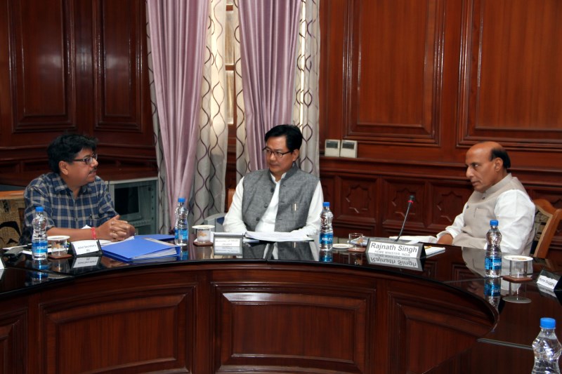 Shri Kiren Rijiju, MoS(Home) reviewing the J&K situation in Chhattisgarh at North Block, New Delhi (12/06/2014)