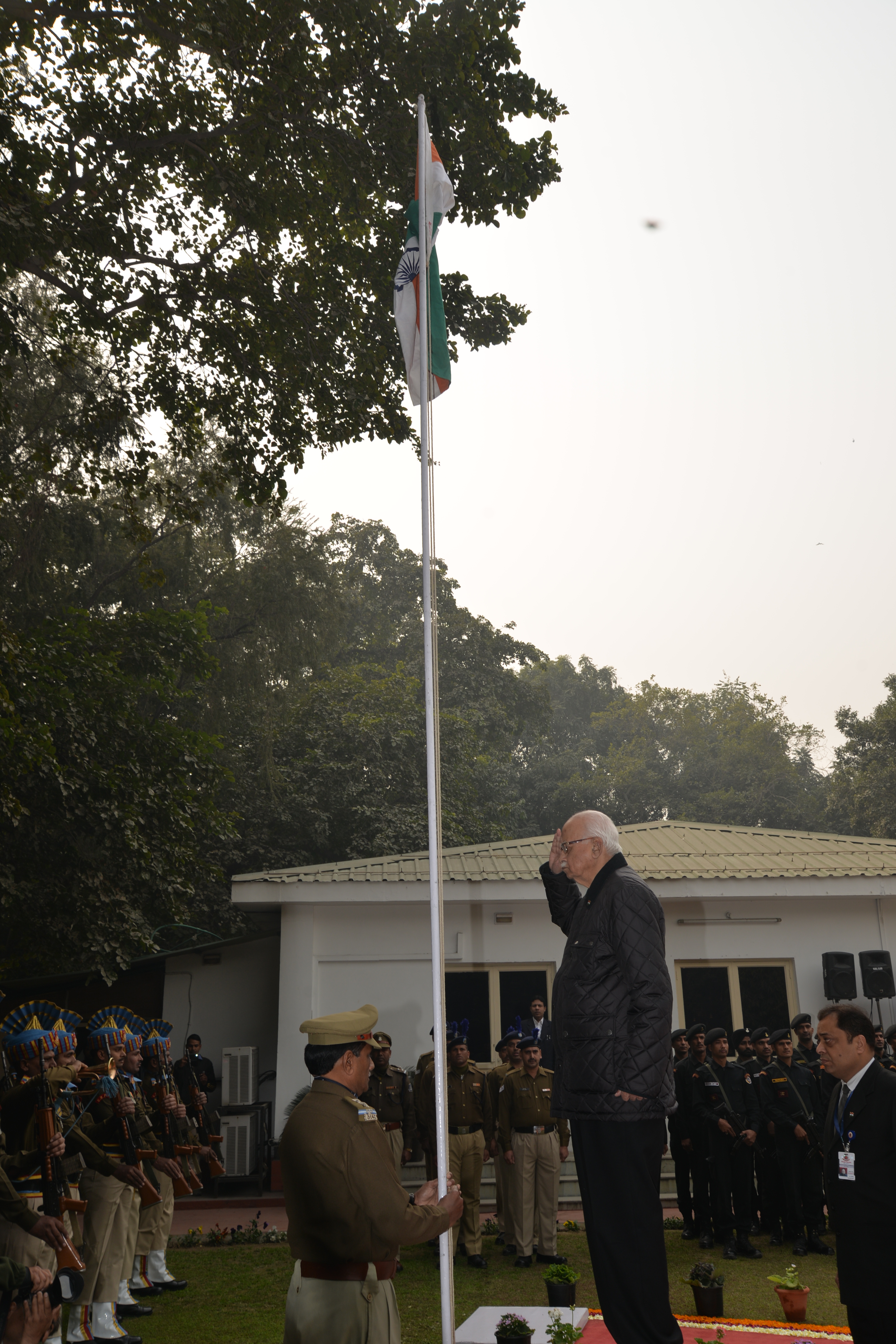 Shri L.K. Advaniji hoisting the National Flag on the occasion of Republic Day at 30, Prithviraj Road, New Delhi on January 26, 2016