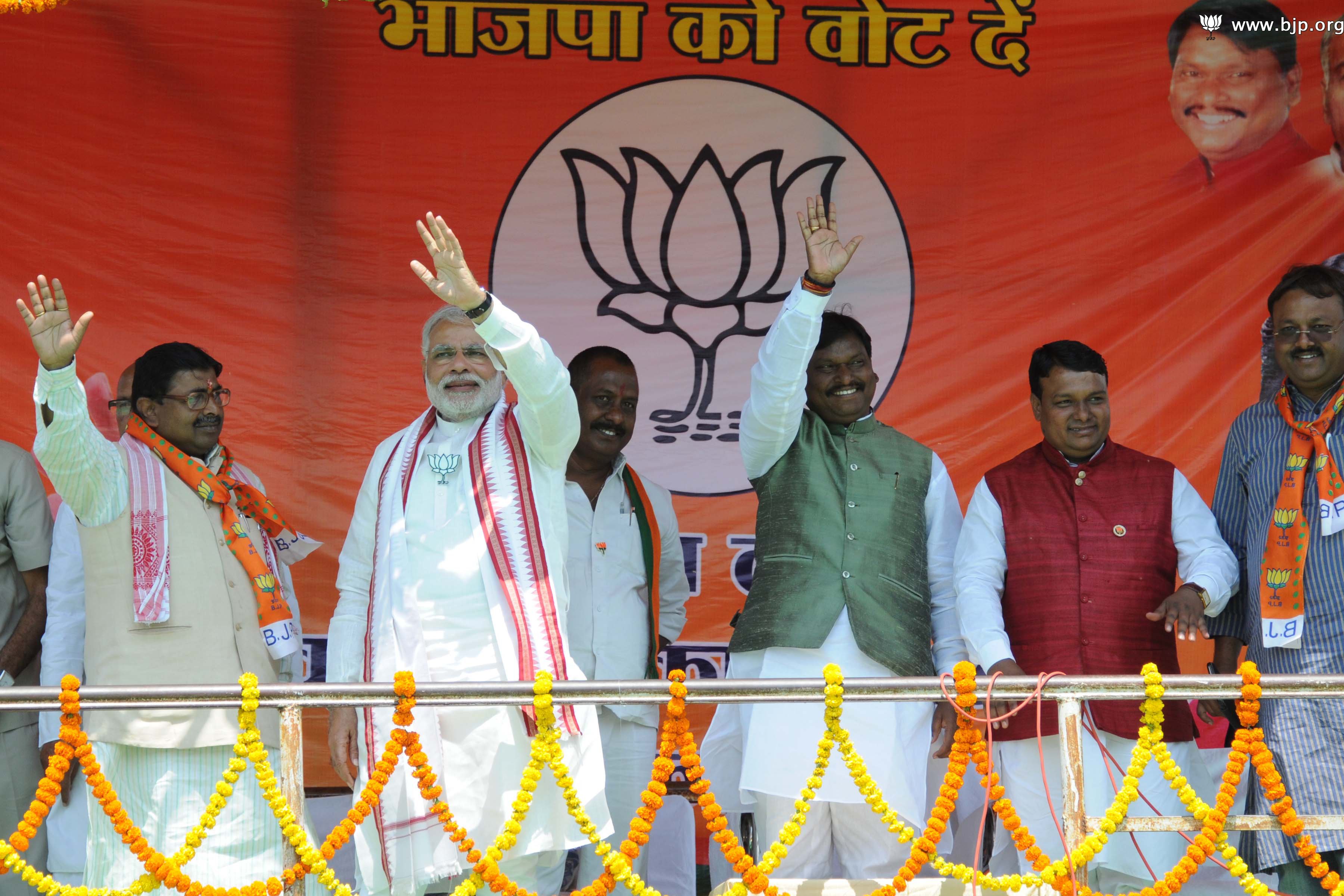 Shri Narendra Modi addressing "Bharat Vijay Rally" at Koderma (Jharkhand) on April 2, 2014