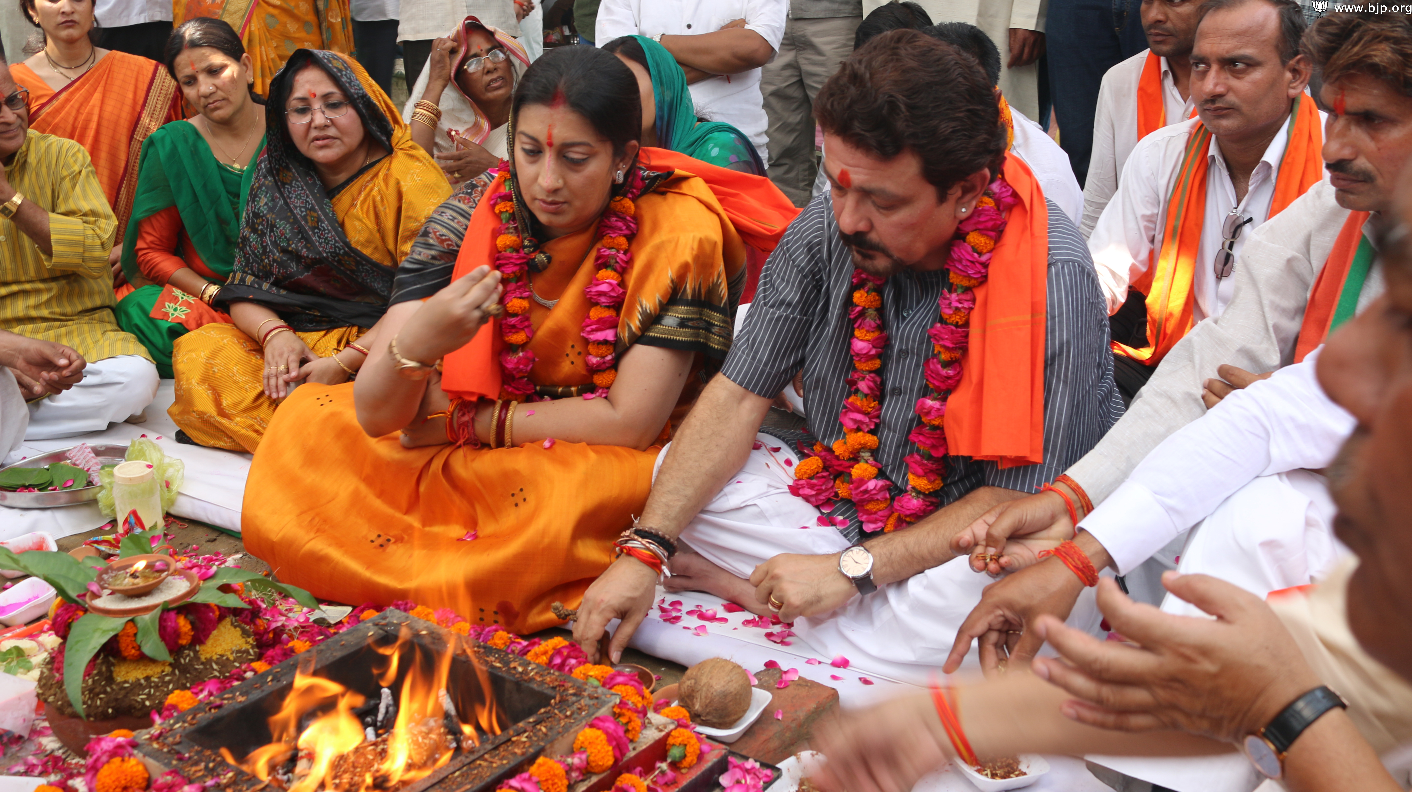 Smt. Smriti Irani filling her nomination form from Amethi for Lok Sabha Election 2014 on April, 16, 2014