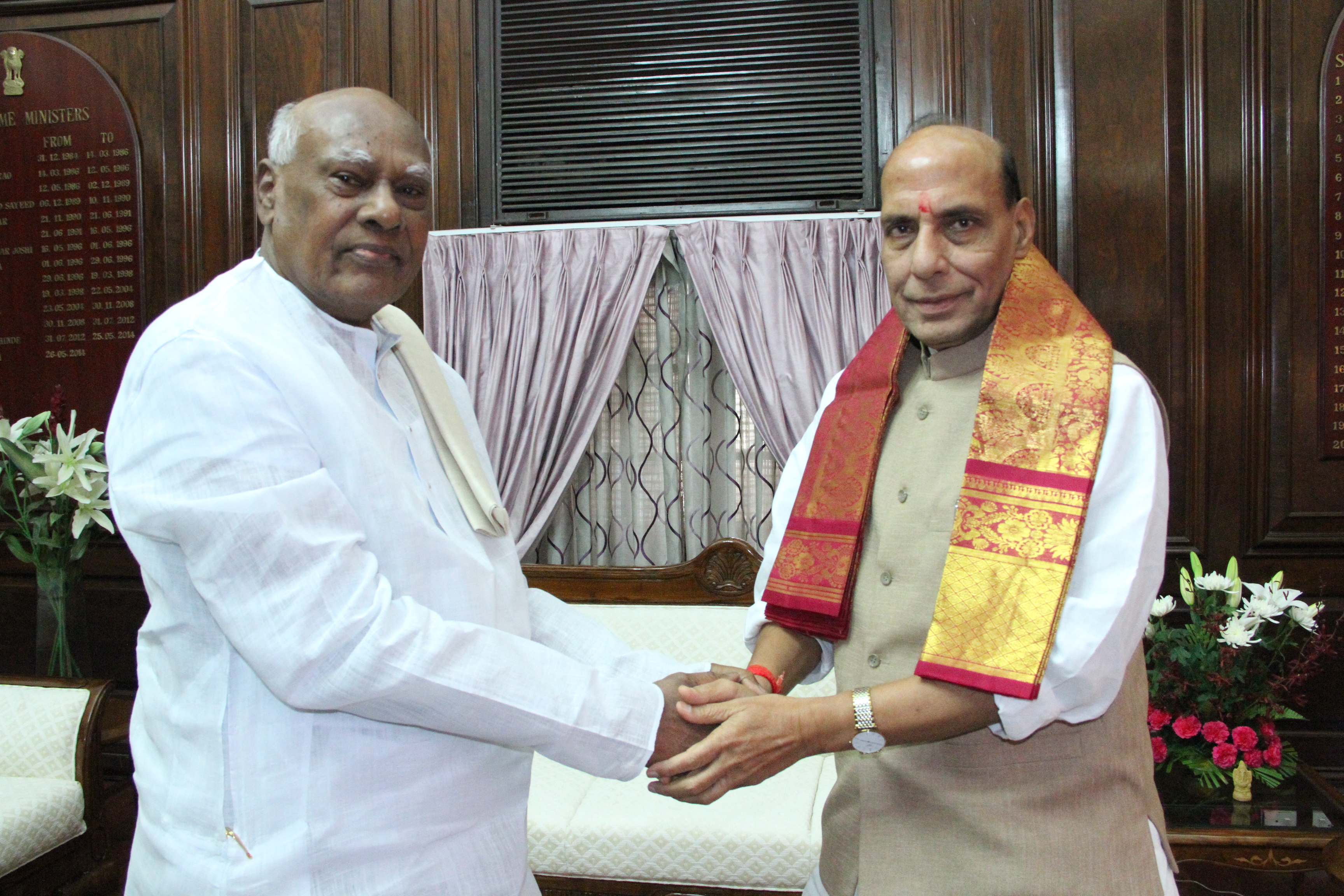 The Union Home Minister Shri Rajnath Singh meeting with the Governor of Tamilnadu Shri Konijeti Rosaiah at North Block (New Delhi) on 01 July 2014