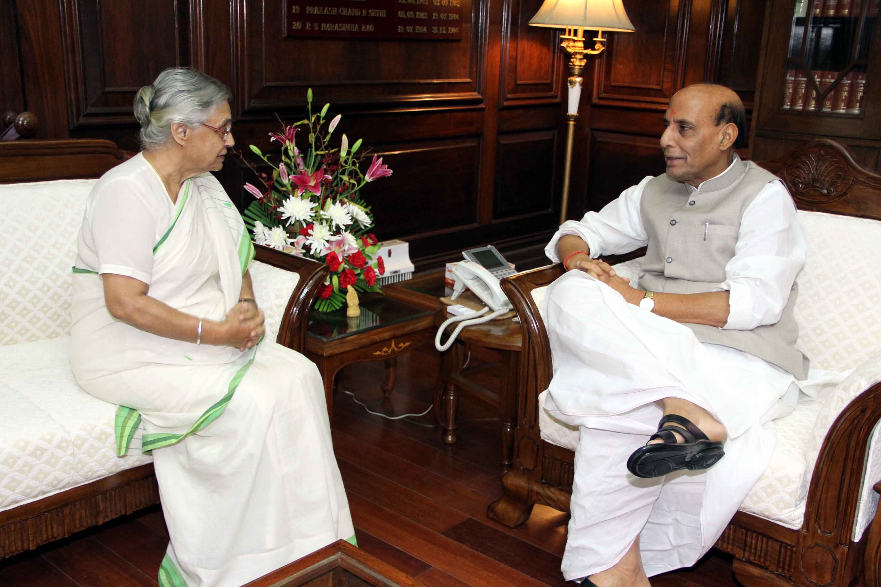 The Union Home Minister Shri Rajnath Singh meeting with the Governor of Kerala Smt. Sheila Dikshit at North Block (New Delhi) 9 July 2014