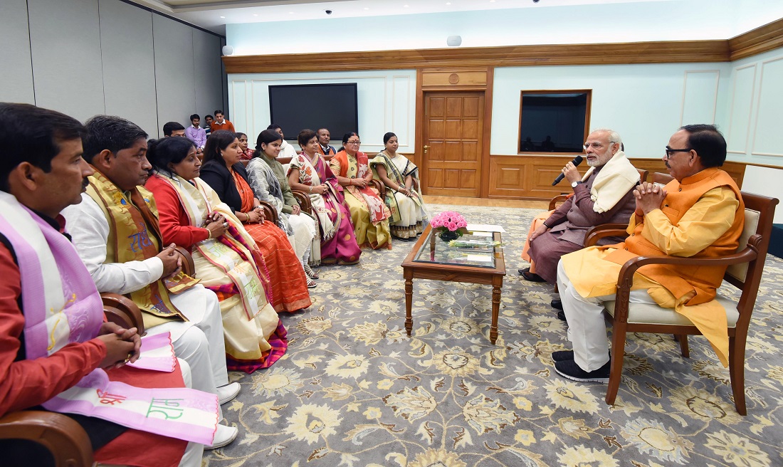 Uttar Pradesh CM, State President and 14 newly elected Mayors from Uttar Pradesh met with Hon'ble Prime Minister, Shri Narendra Modi